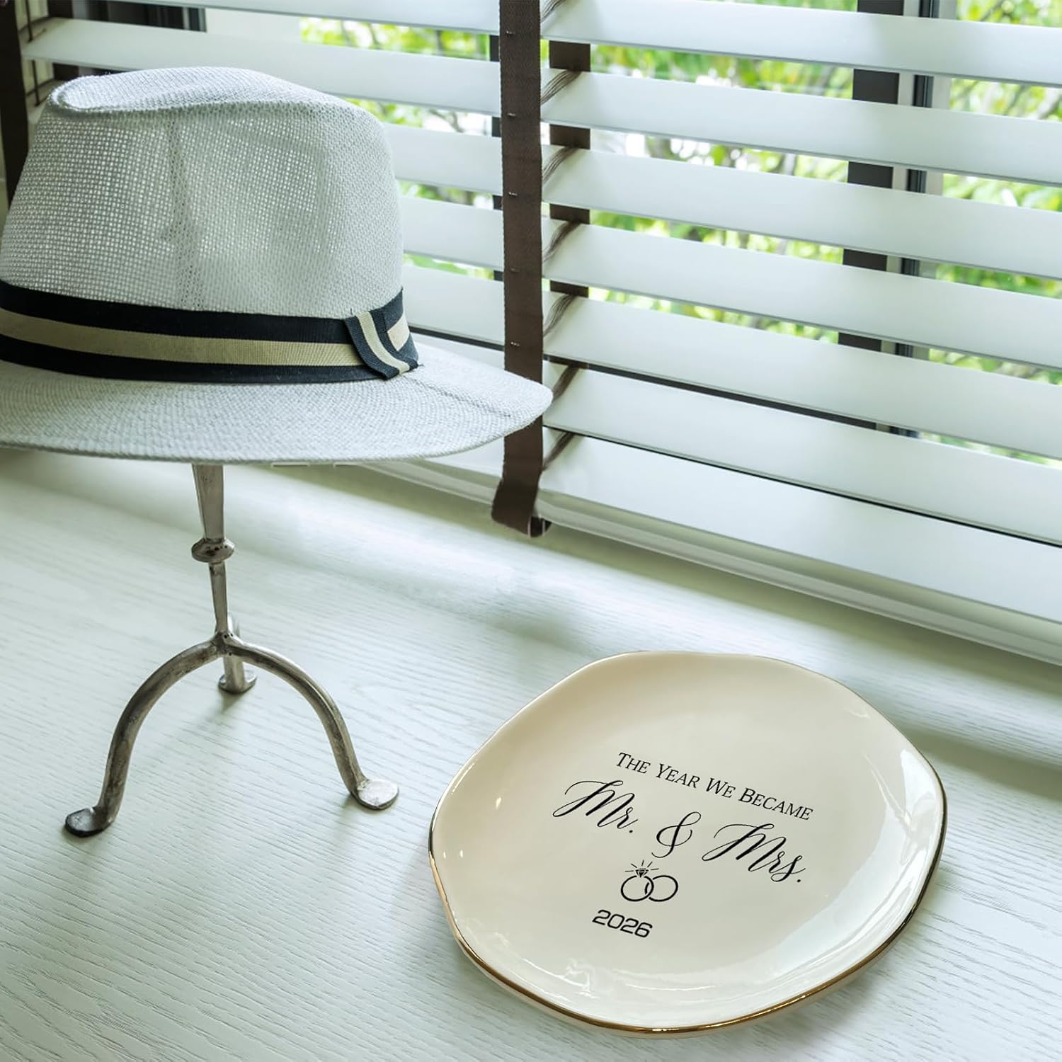 Elegant Ceramic Ring Holder for Engagement / The Year We Became Mr & Mrs 2026