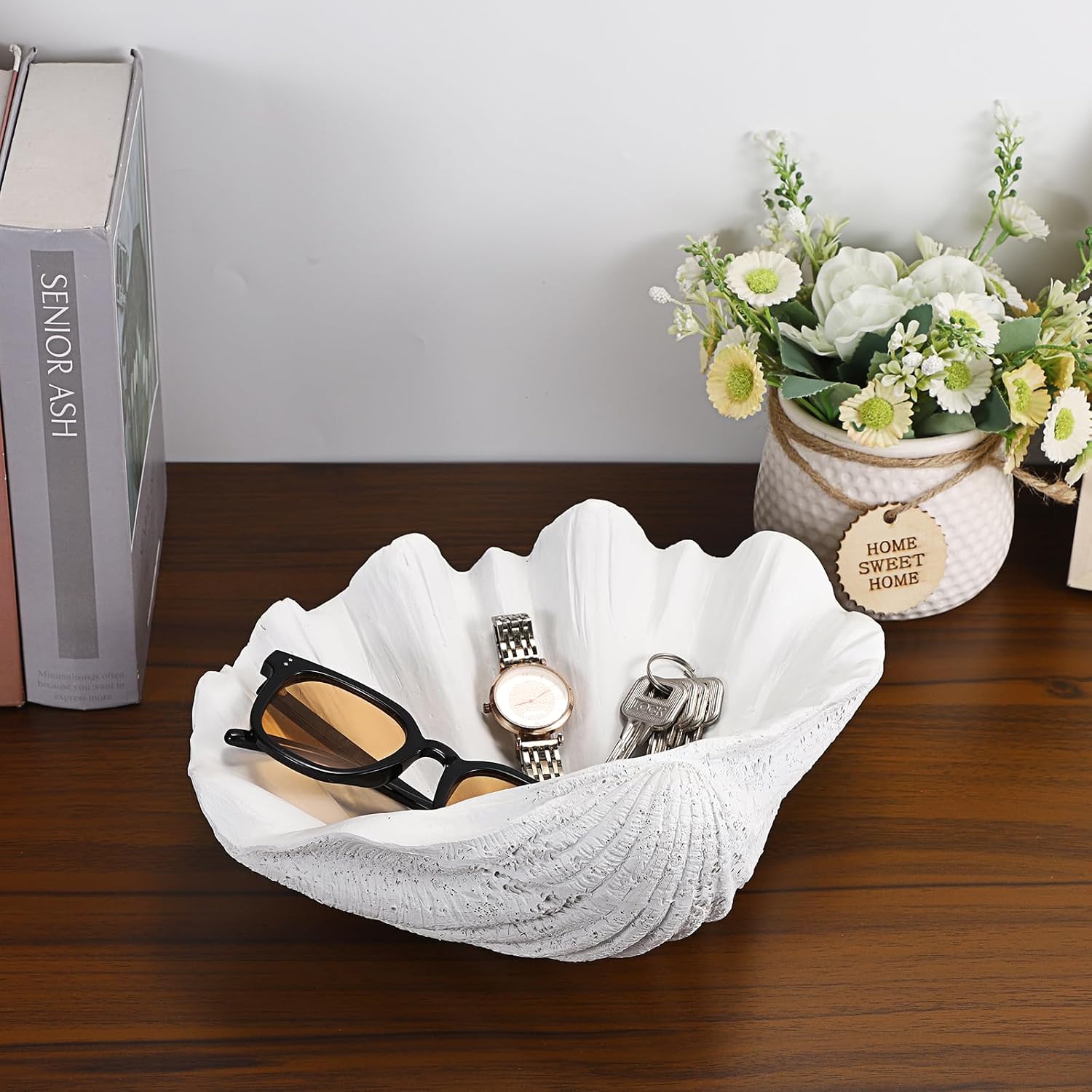 Resin Seashell Decorative Bowl / White / 9.8 x 8.3 x 3.5