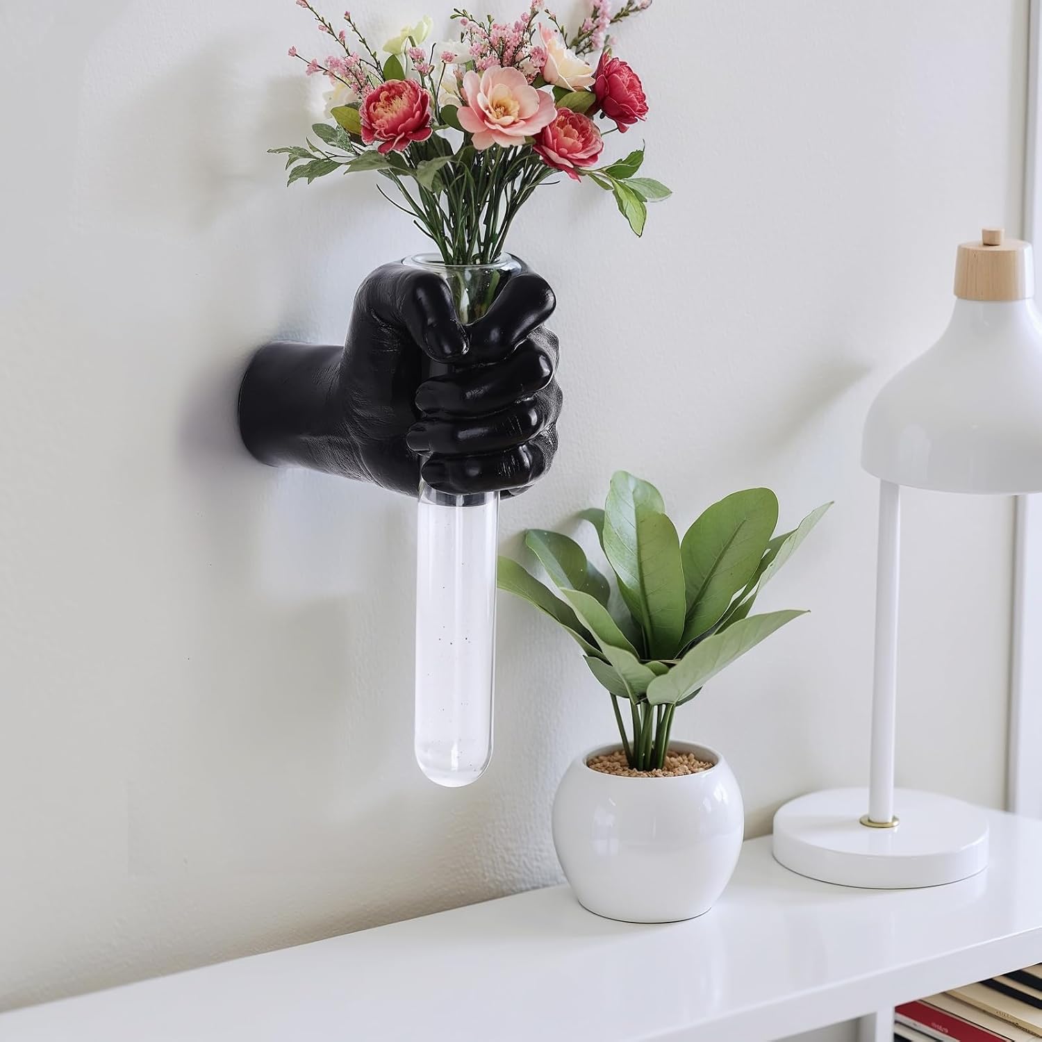 Funky Flower Vase / Black