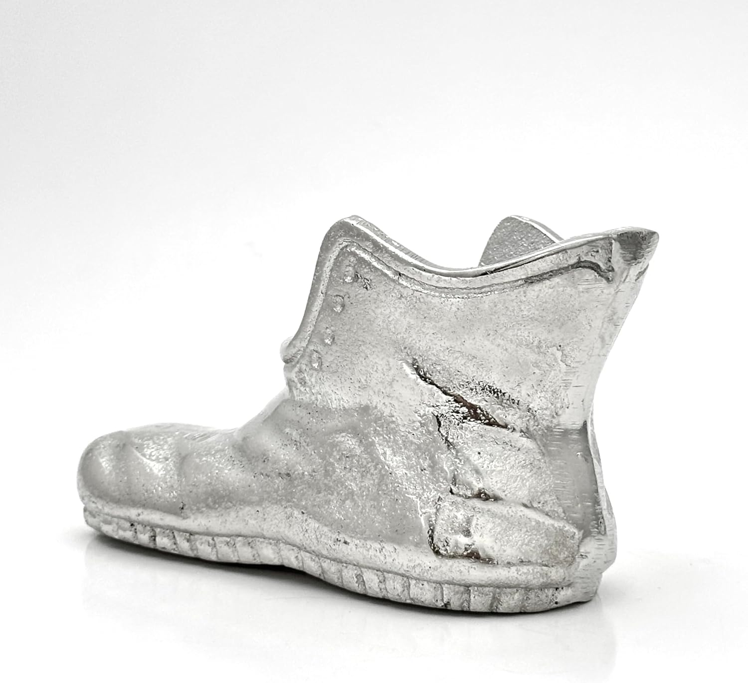 Handmade Living Room Decor Metal Boot Statue Decoration Ornaments