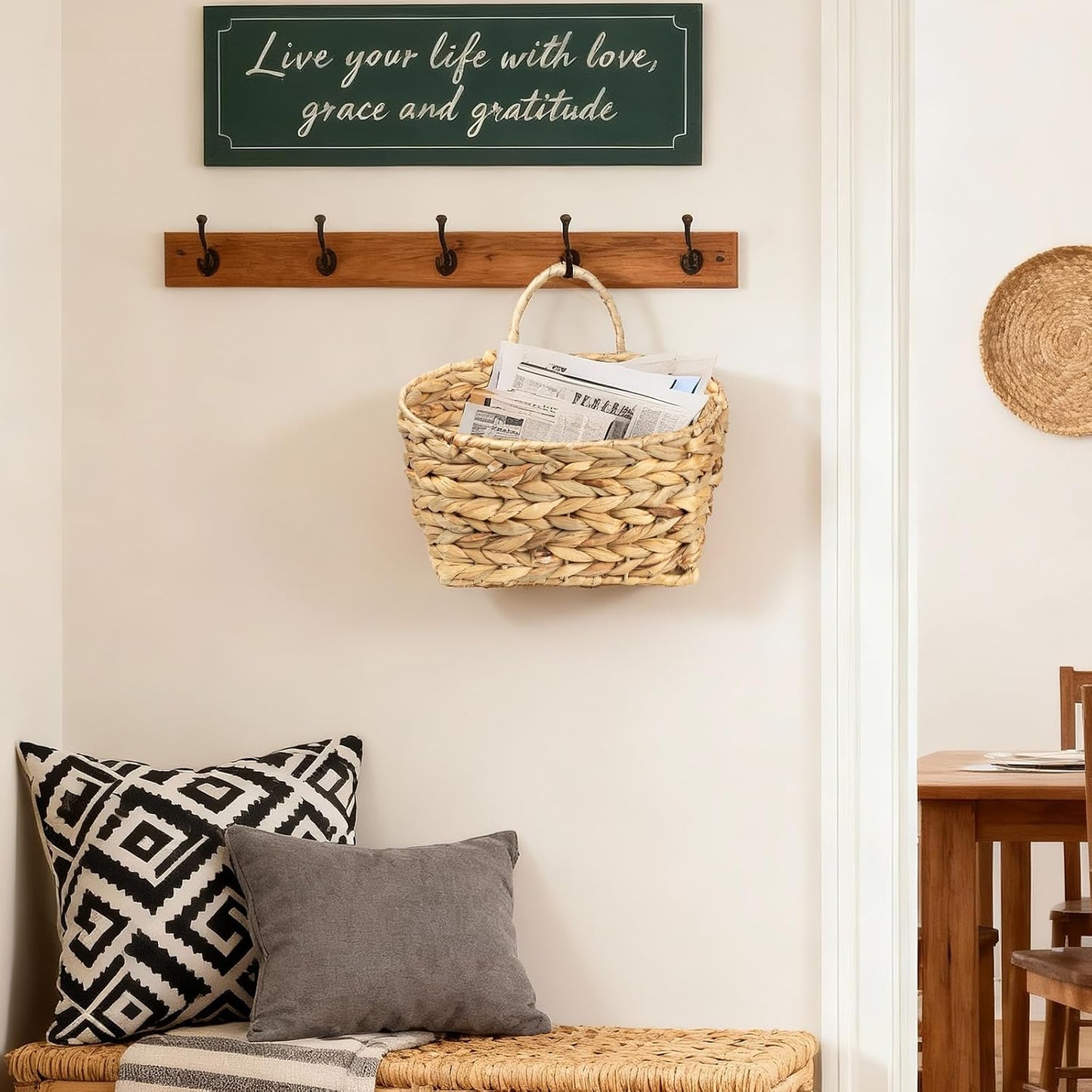 Rustic Farmhouse Wall Decor Organizer / Natural-water Hyacinth / Small