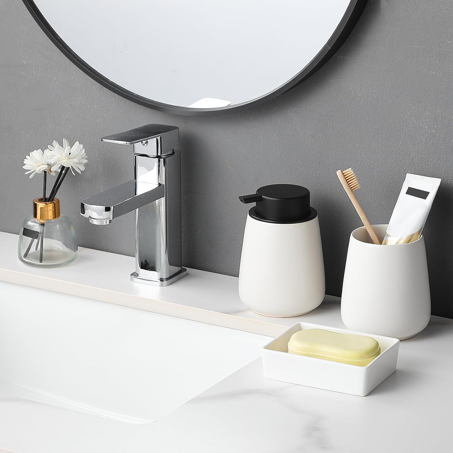 Modern Ceramic Hand Soap Holder Non-Slip Bar Soap Holder Soap Tray / White