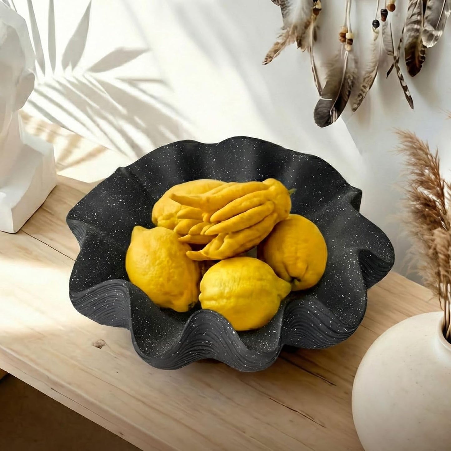 Scalloped Decorative Bowl Home Decor / Starry Black