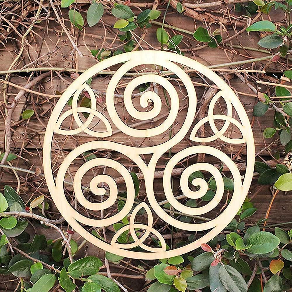 Fourth Level Mfg. Designs Triskele Knot Wooden Wall Art I Irish Symbols / Triskelion