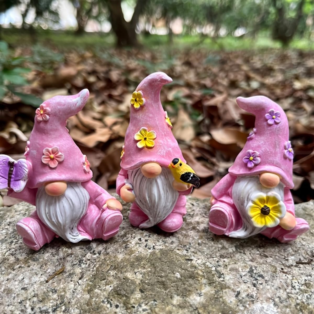 Flowers / Gnome Statues / Pink / Set of 3