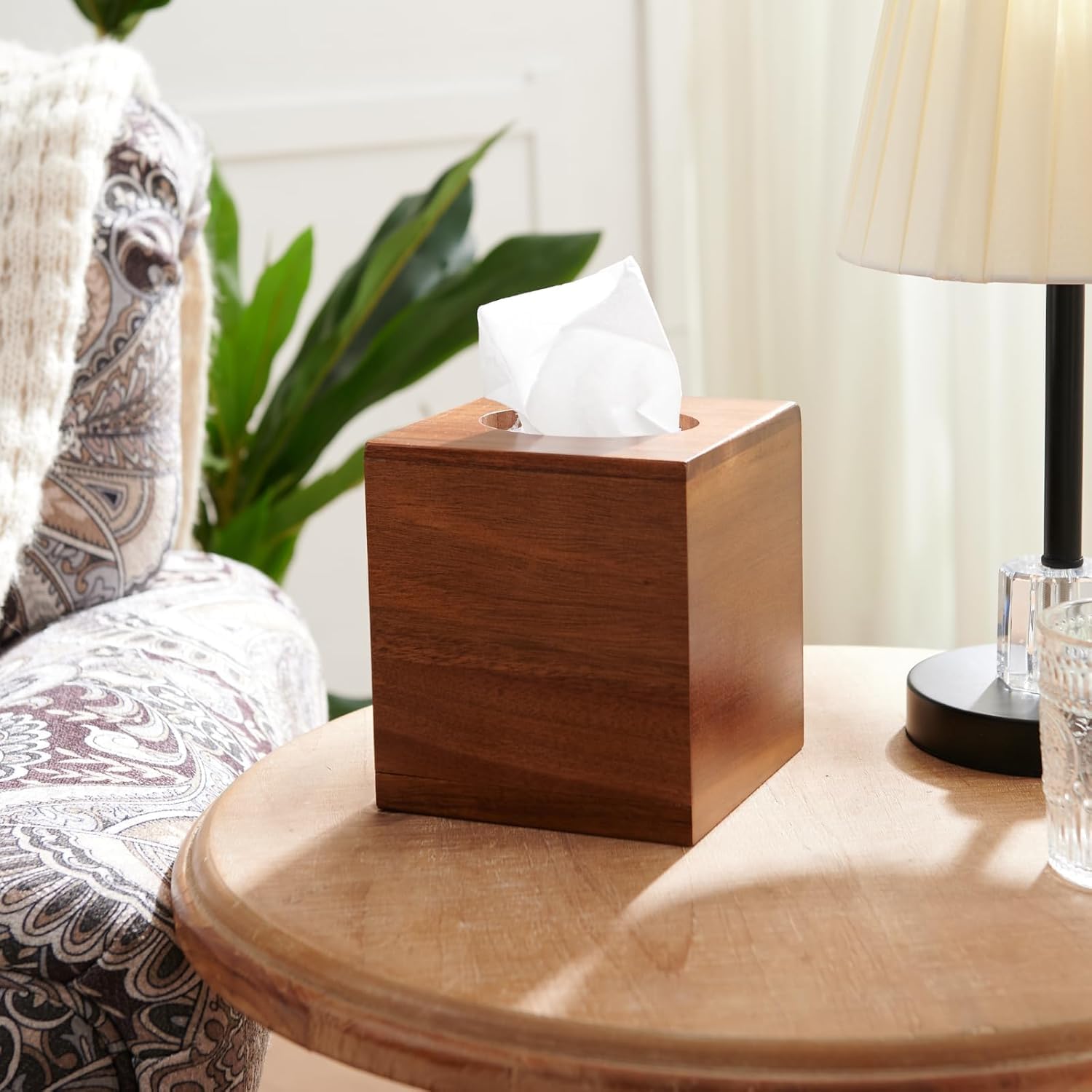 Acacia Wood Tissue Holder / Natural Acacia