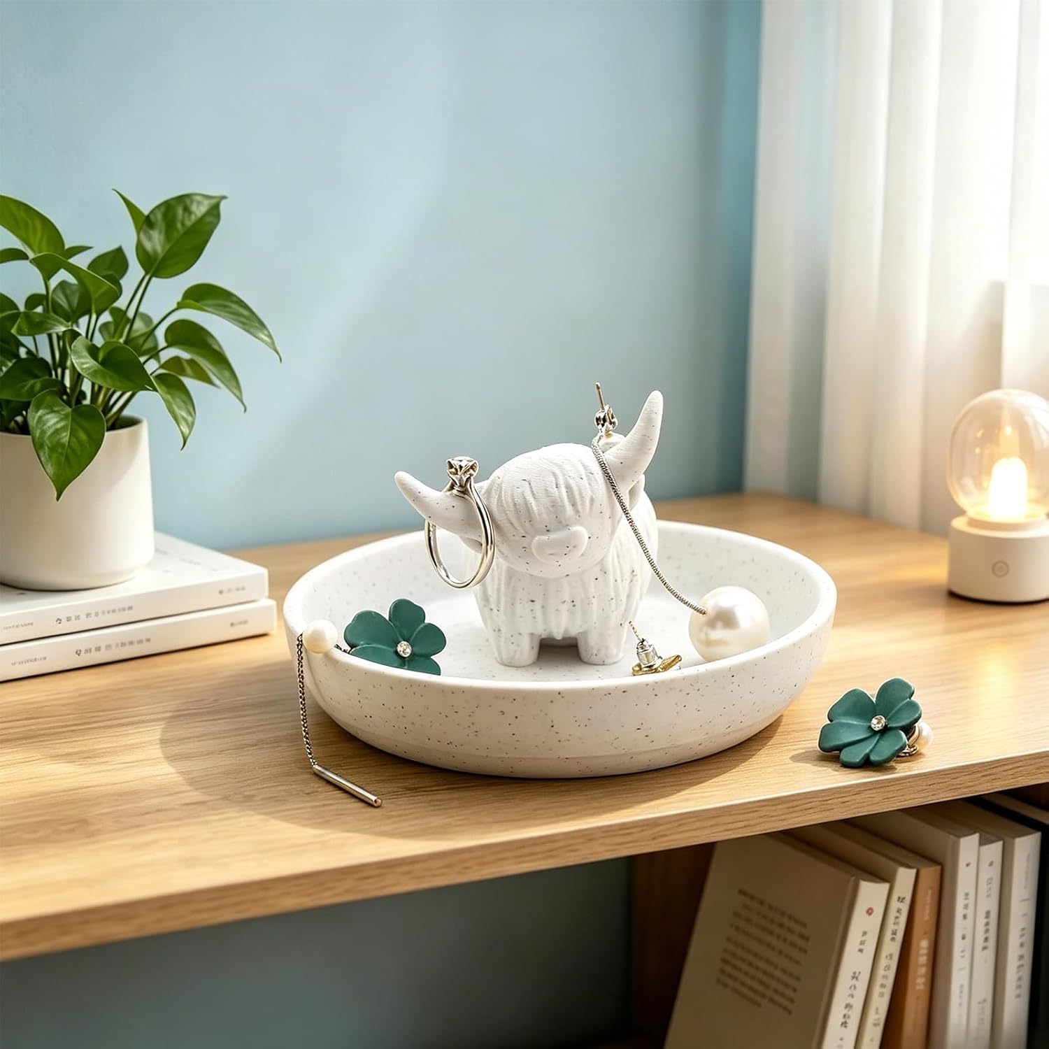 Ring Holder / 3D Printed Plastic Farmhouse & Bohemian Style Unique Women Gifts / Highland Cow