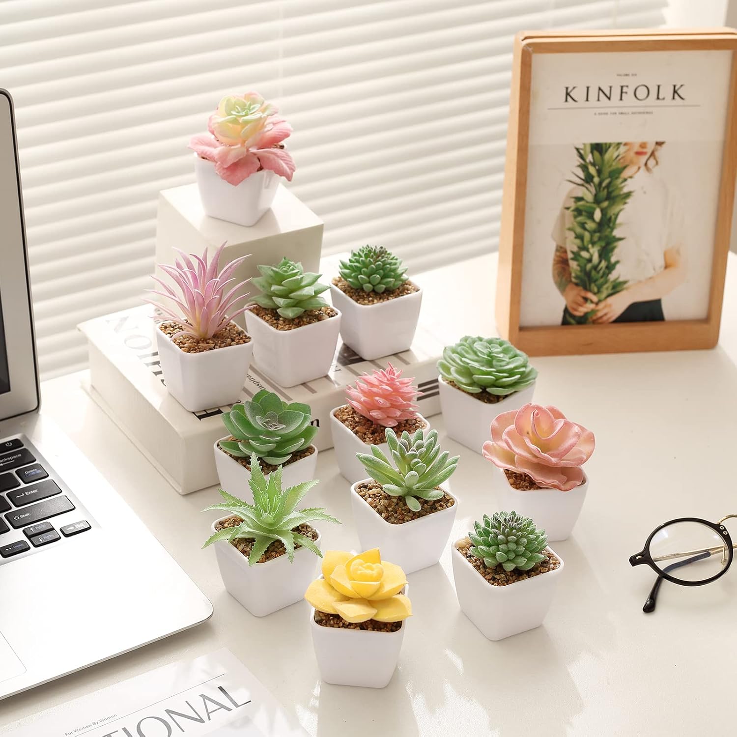 Artificial Faux Succulents in Pots Fake Plants Plastic Arrangement Planter / White-24 / Set of 24