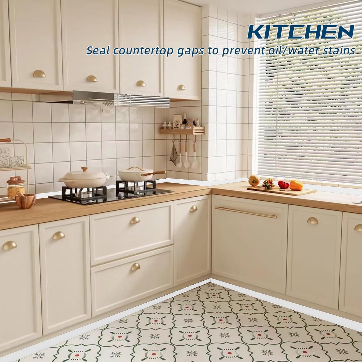 Shoe Molding for Floor Edge / 118 Inch / White
