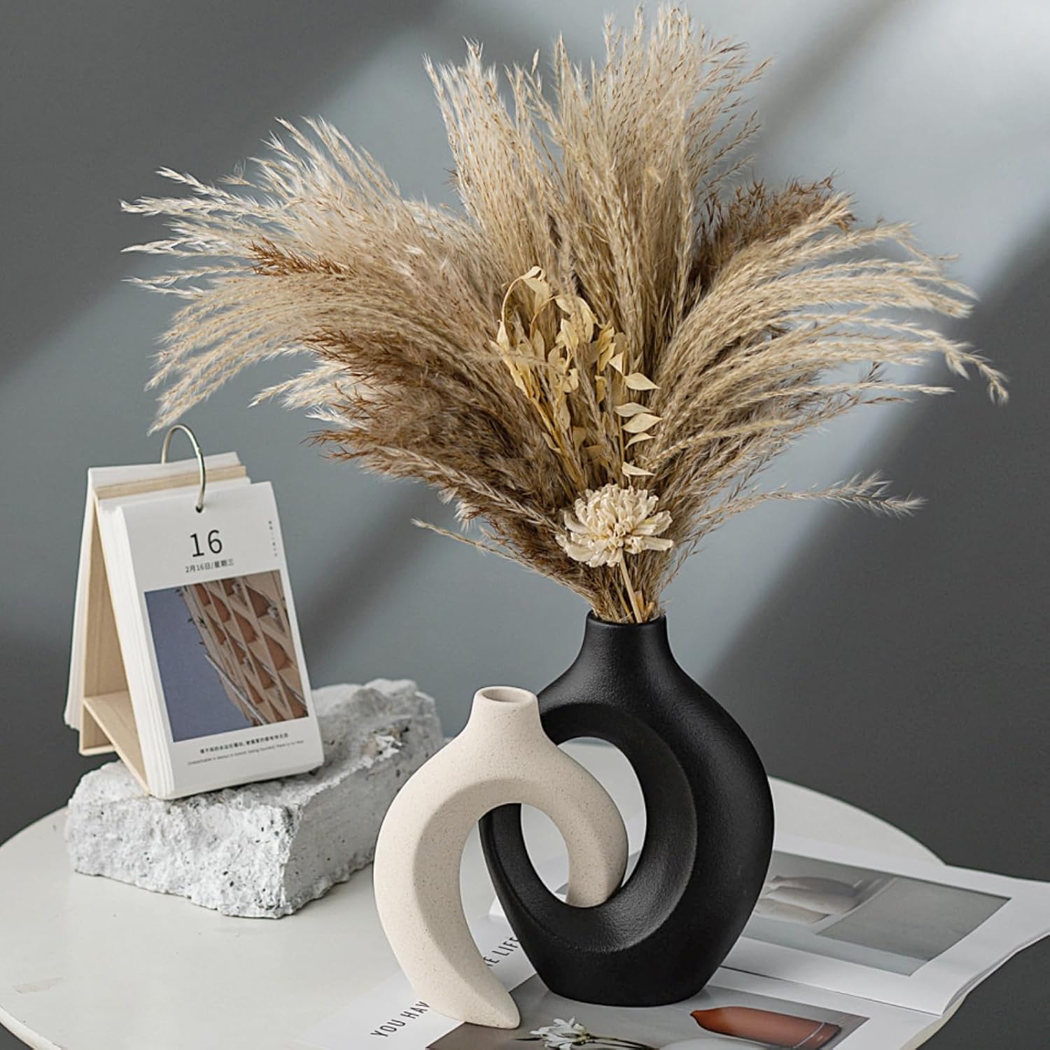 Black and Off-White Hollow Ceramic Vase / Black+off-white L / Set of 2