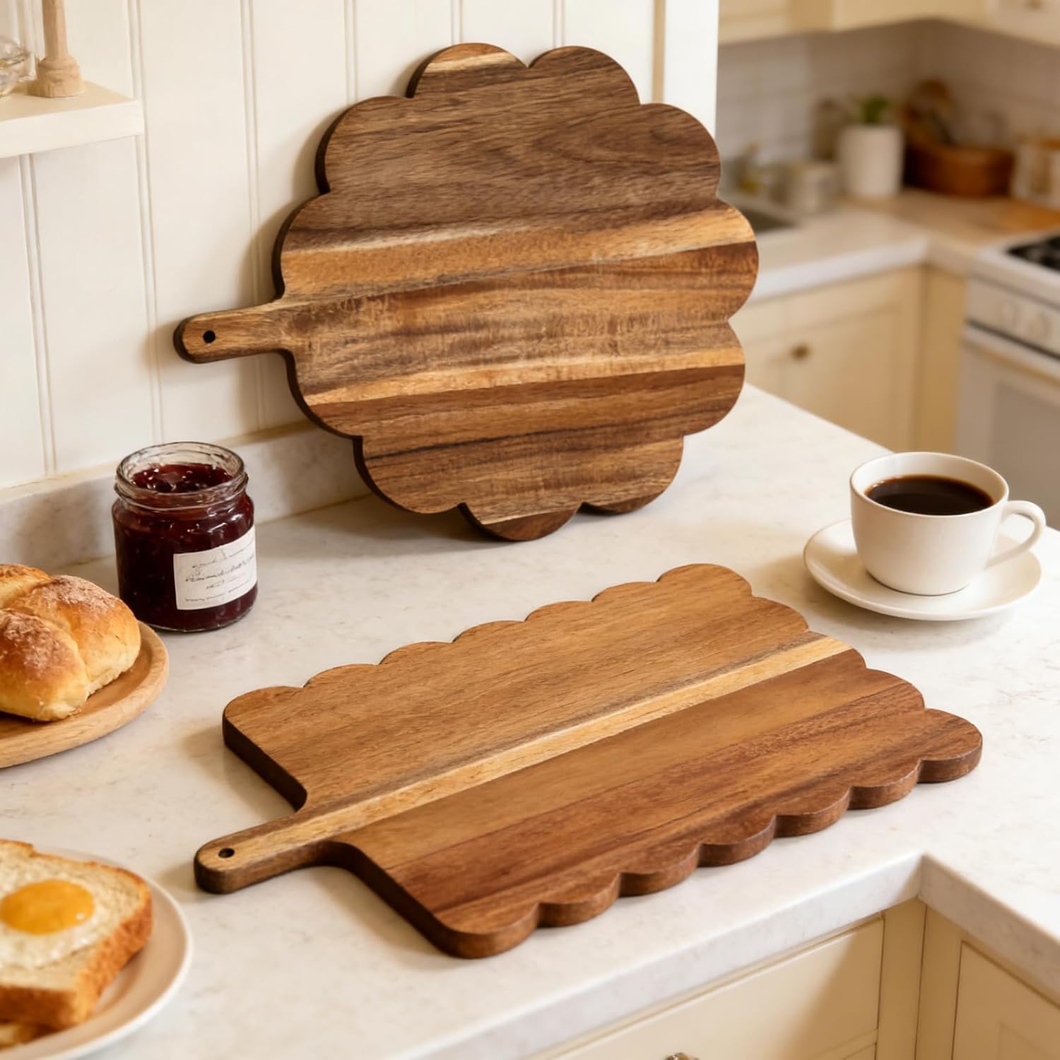 Acacia Wood Scalloped Cutting Boards Set / with Handle / Set of 2