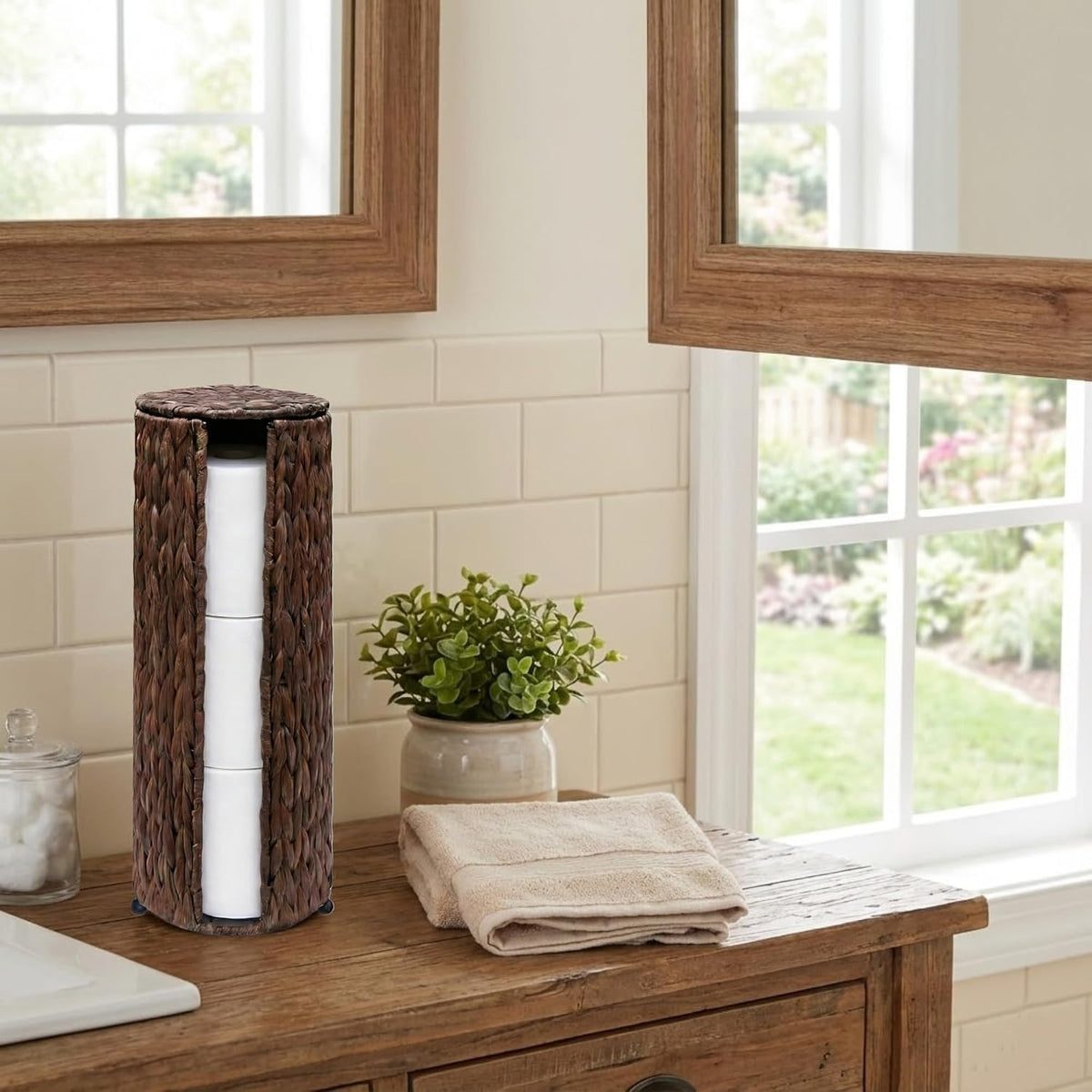 PINXIURY Water Hyacinth Paper Roll Holder, Wicker Toilet Paper Holder Stand for Bathroom, Toilet Roll Holder Stand for