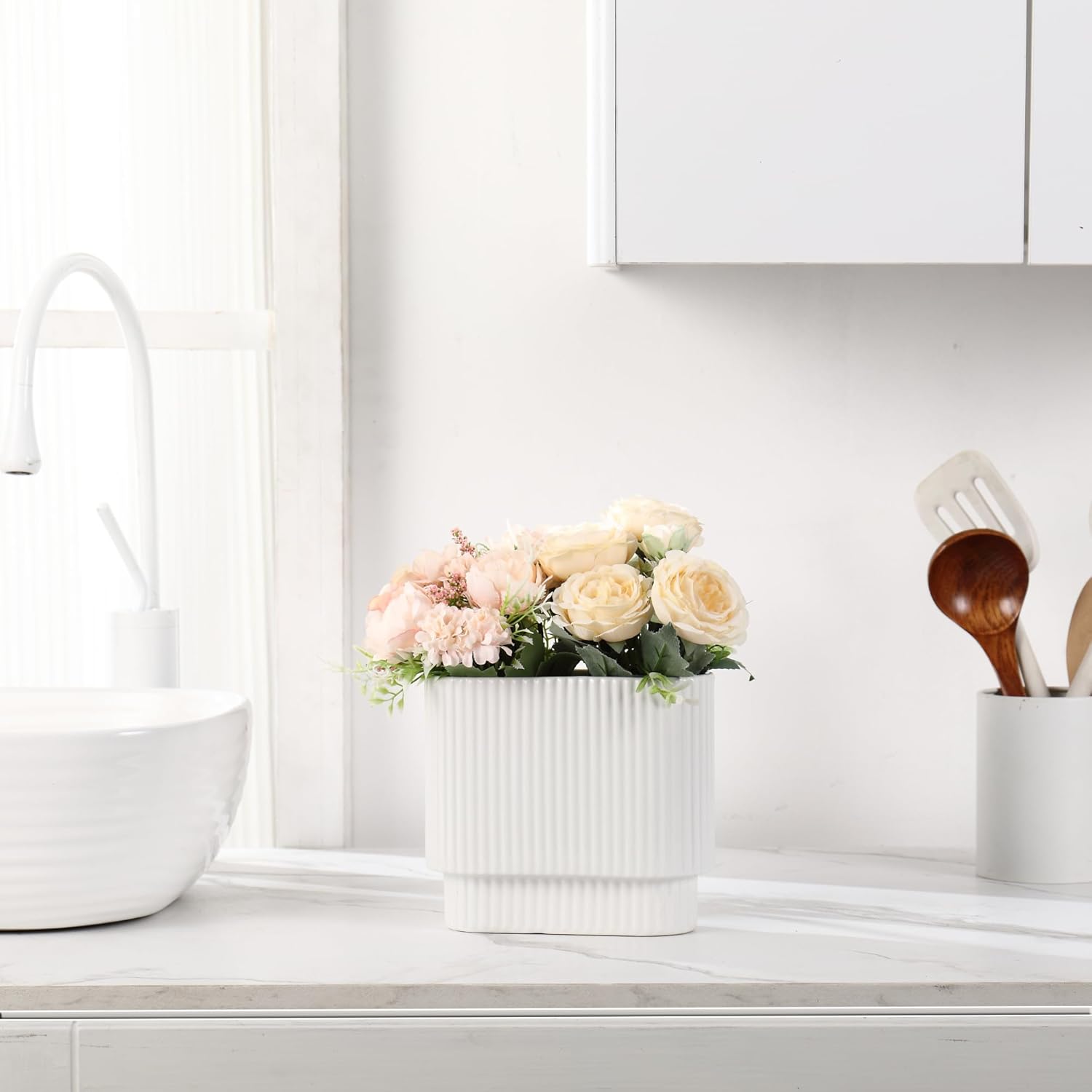 Ceramic Flower Vase / White / Medium Rectangle