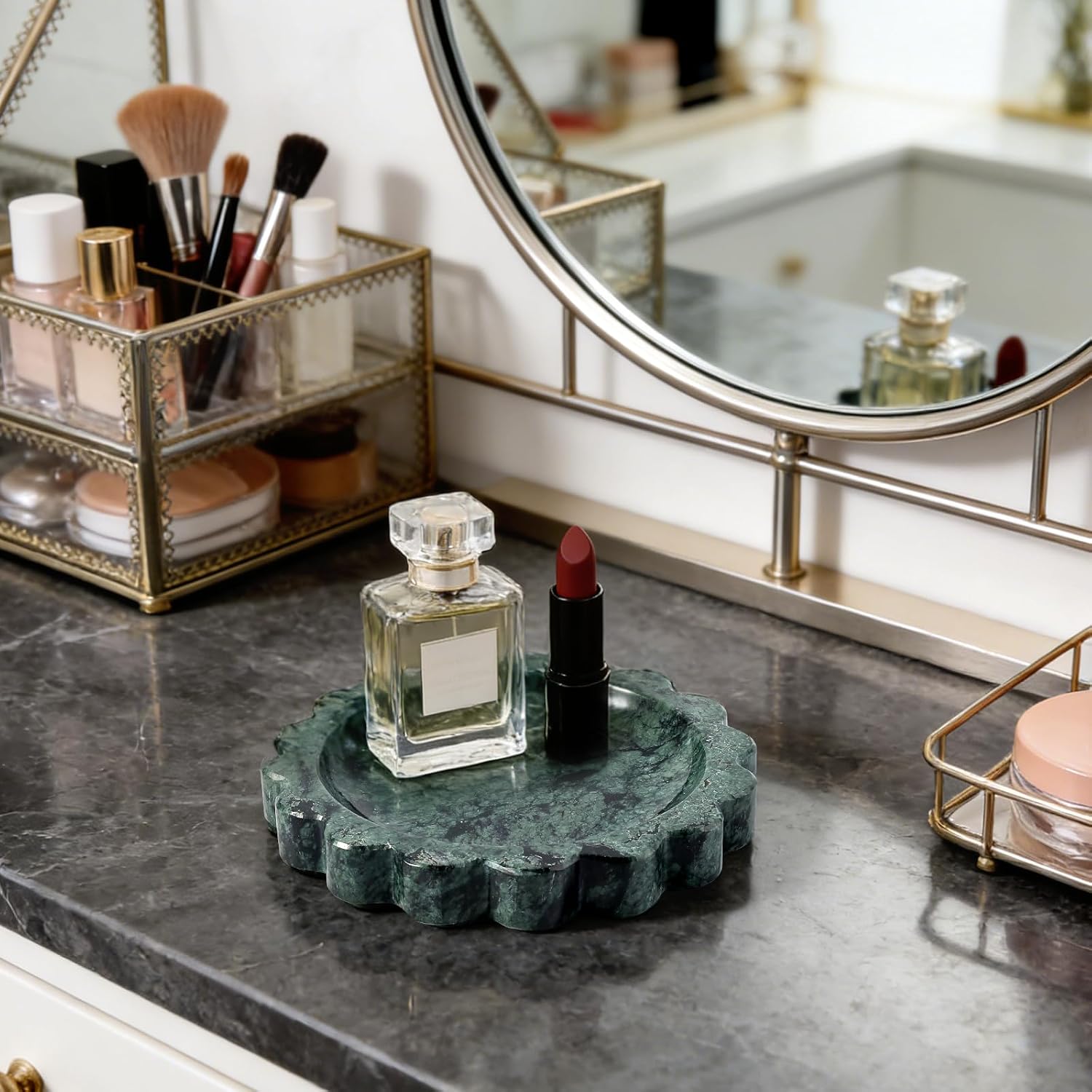 5.51" Scalloped Marble Tray / Sage Green / D=5.51