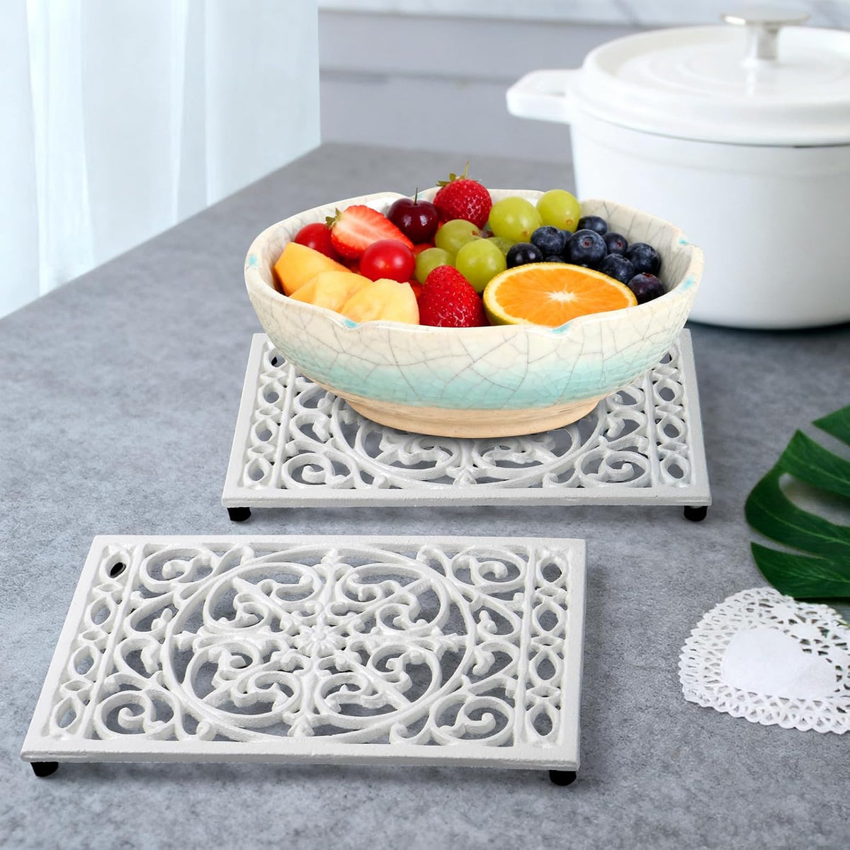 Notakia 9.6 x 6.3 Inch Cast Iron Trivet Set, Large Metal Trivets for Hot Dishes Pots Pans Decorative Kitchen Trivets