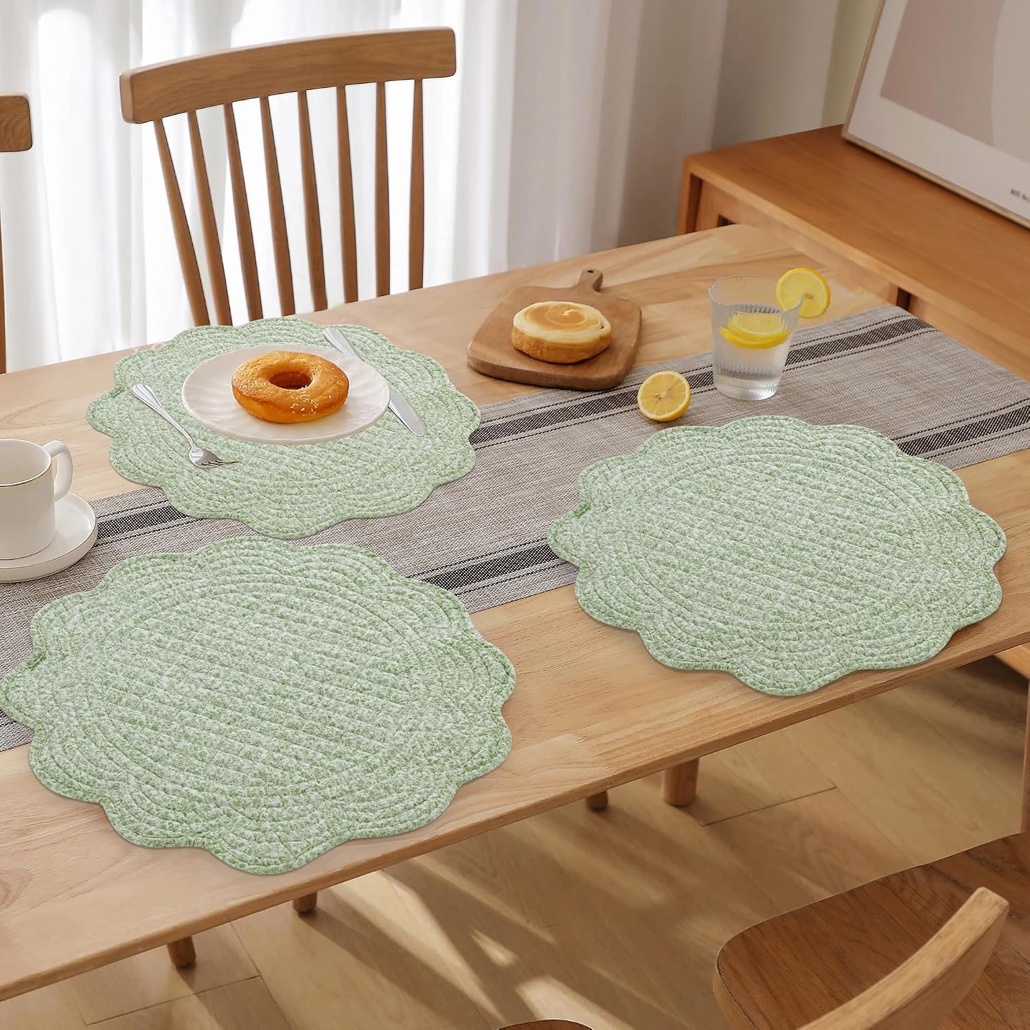 HOMBYS Quilted Placemats Set of 6 Washable Round Placemats for Kitchen Table-100% Cotton Fabric 14 Inch Round Table