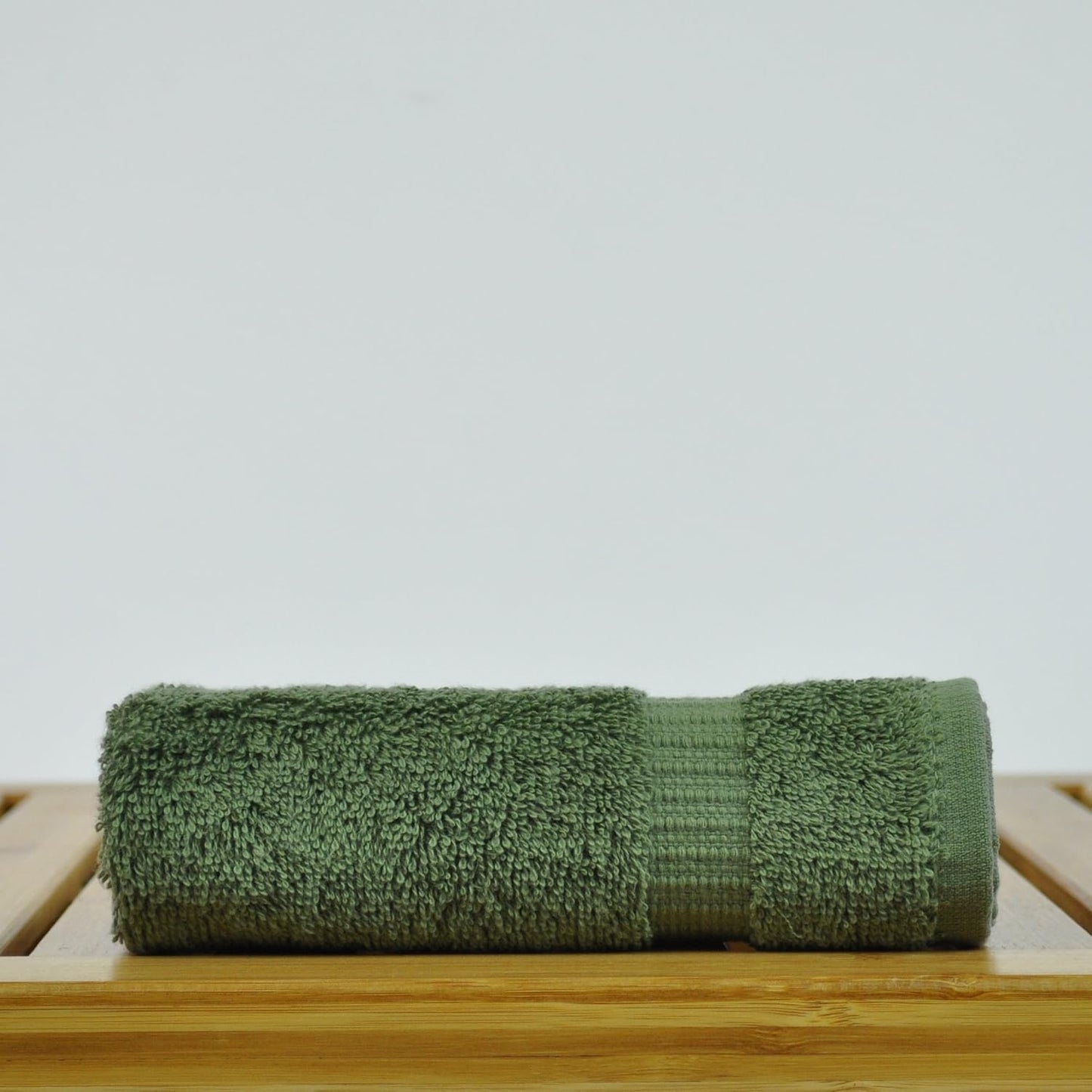 Luxury Hotel & Spa Quality, Quick Dry 100% Turkish Cotton 700 GSM, Eco Friendly Towel, for Bathroom, Gymand Kitchen