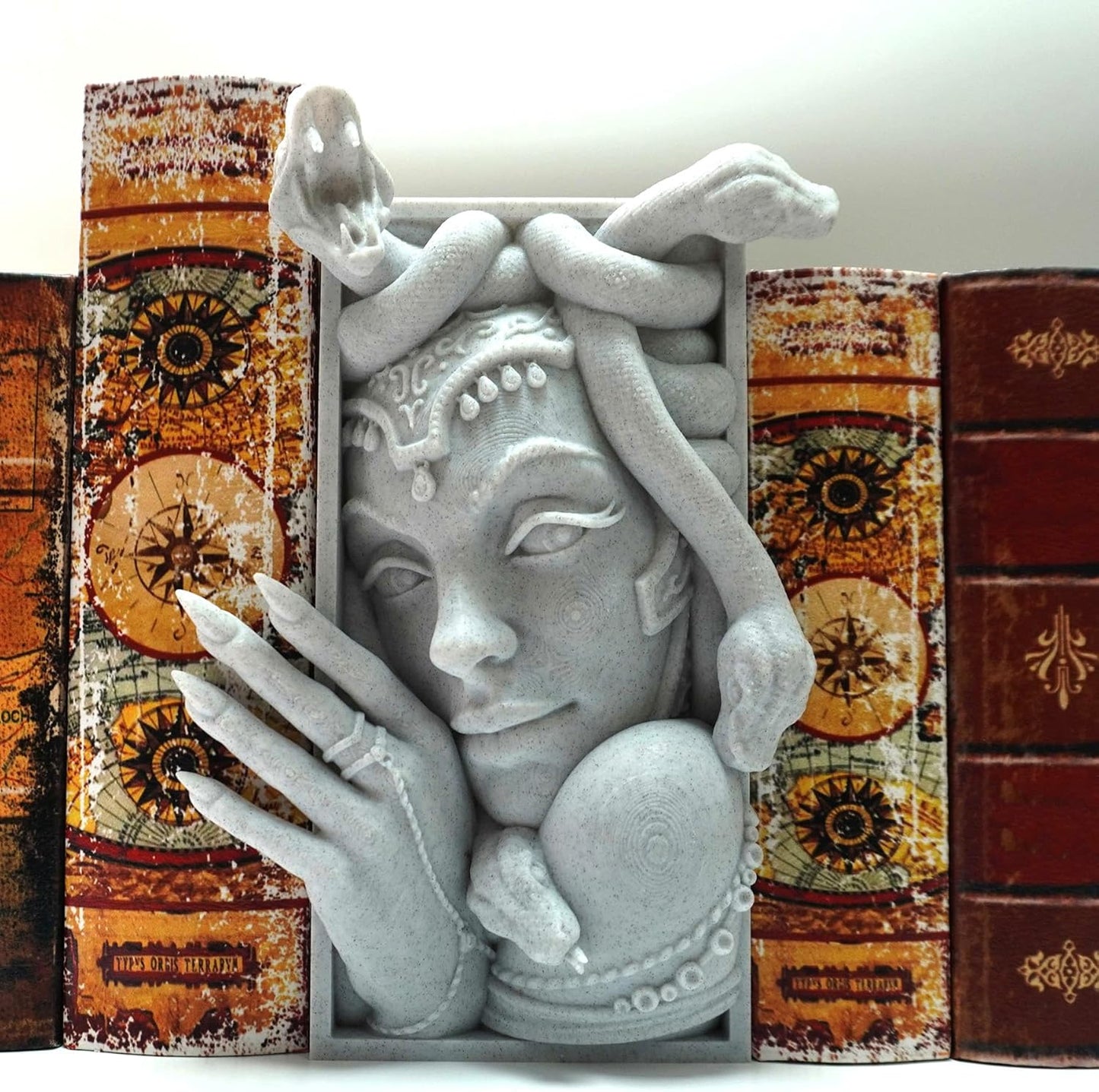 Medusa 3D Printed Decorative Bookend Lightweight Durable Book Shelf Accessories / Grey Medusa