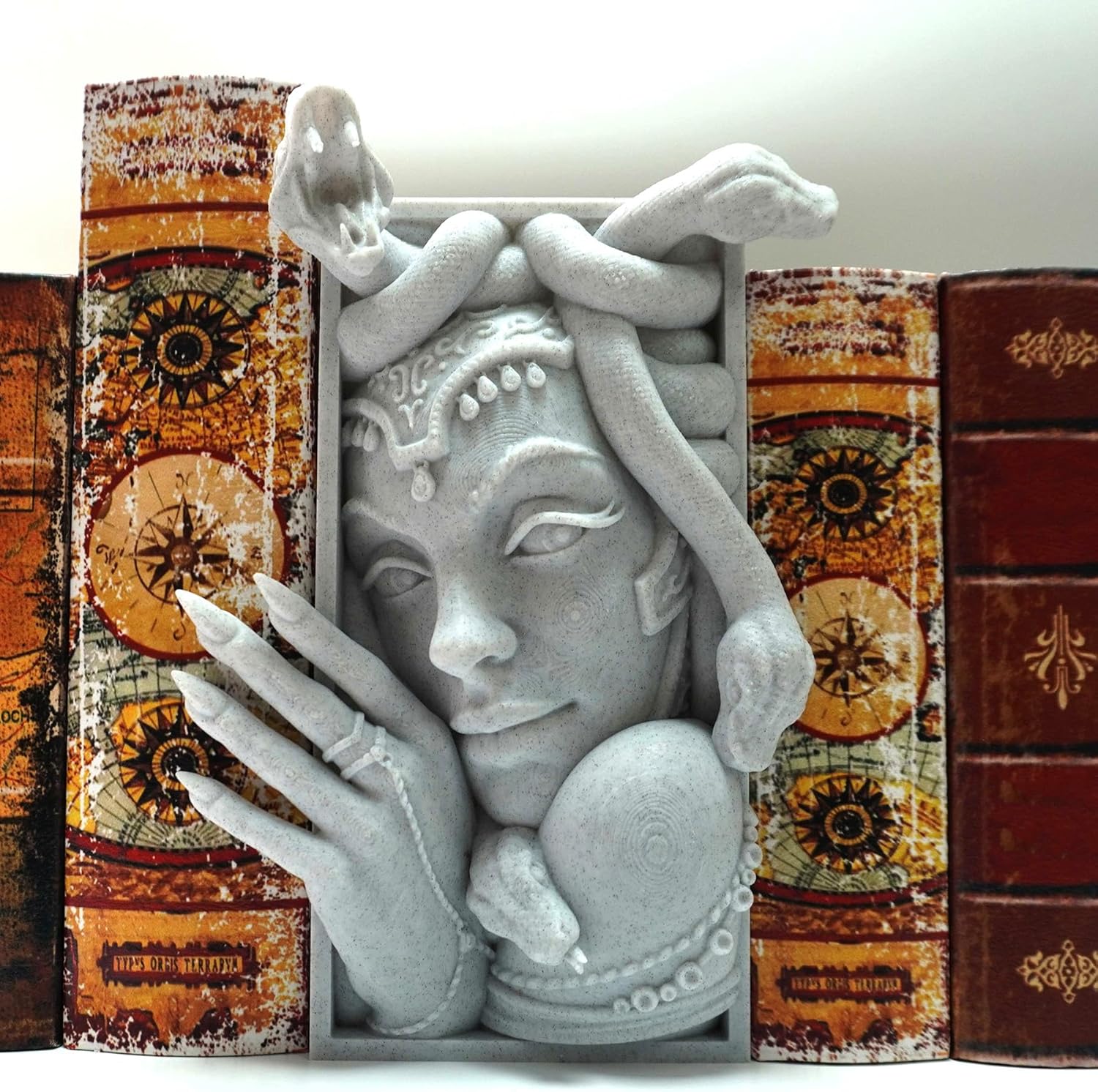 Medusa 3D Printed Decorative Bookend Lightweight Durable Book Shelf Accessories / Grey Medusa