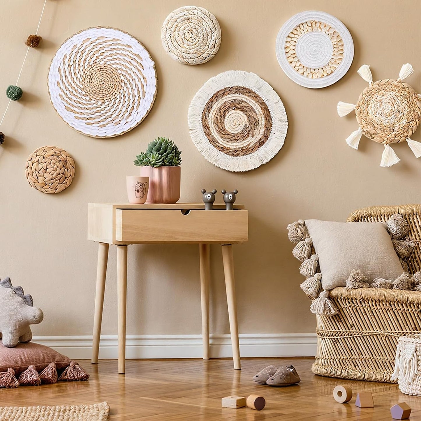 Boho Wall Basket Decor / Set of 7