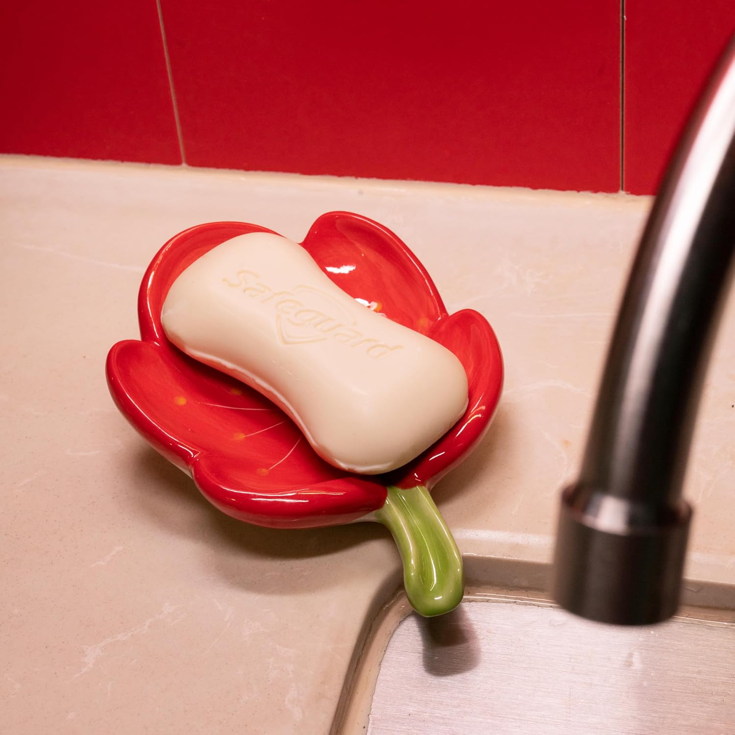 Ceramic Soap Dish Holder / Red