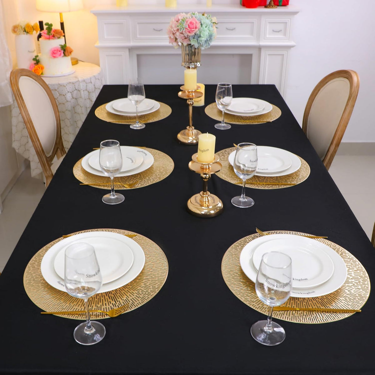 Snowkingdom Gold Placemats Round Set of 8, Gold Metallic Hollow Vinyl 15 Inch Round Placemat, Washable Wipeable Easy