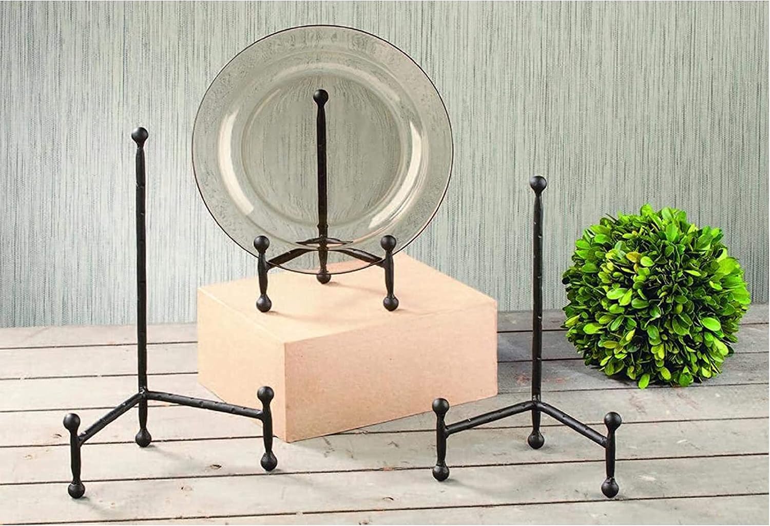 Modern Tripod Easel Display / 12 Inch / Black