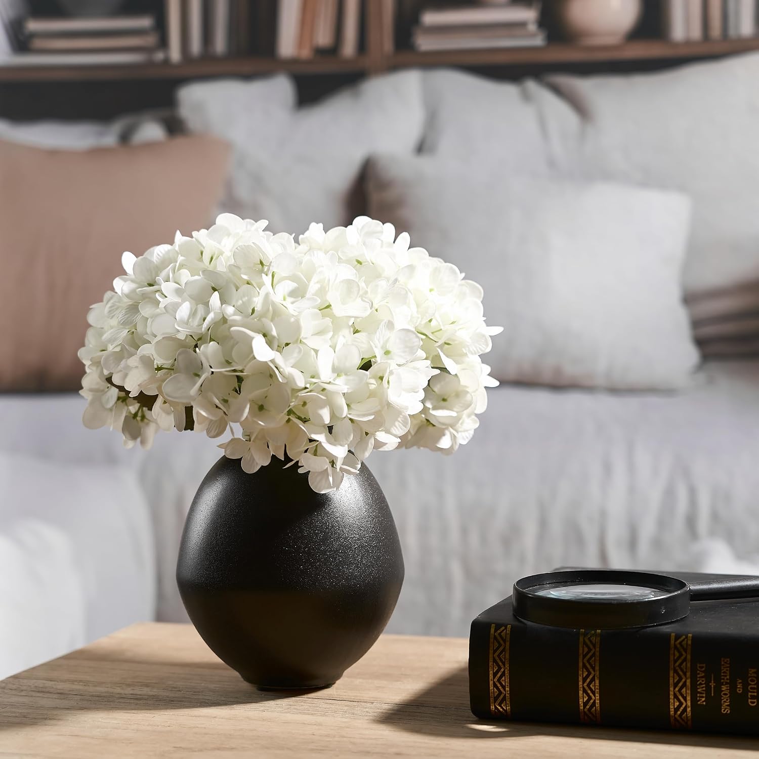 Ceramic Flower Vase / Metallic Black- 5.75 / 5.8 Inch