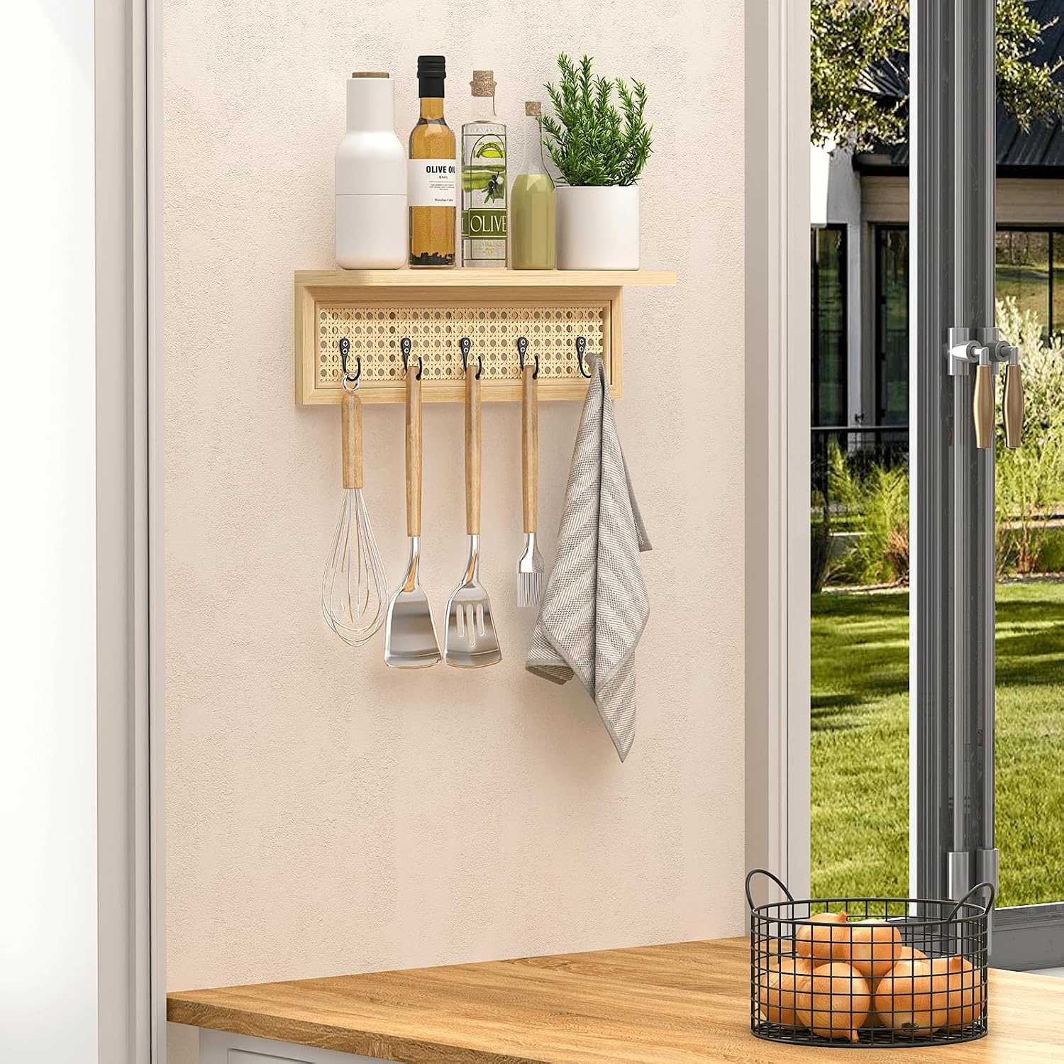 Wood Floating Shelves / Metal Hook / Natural