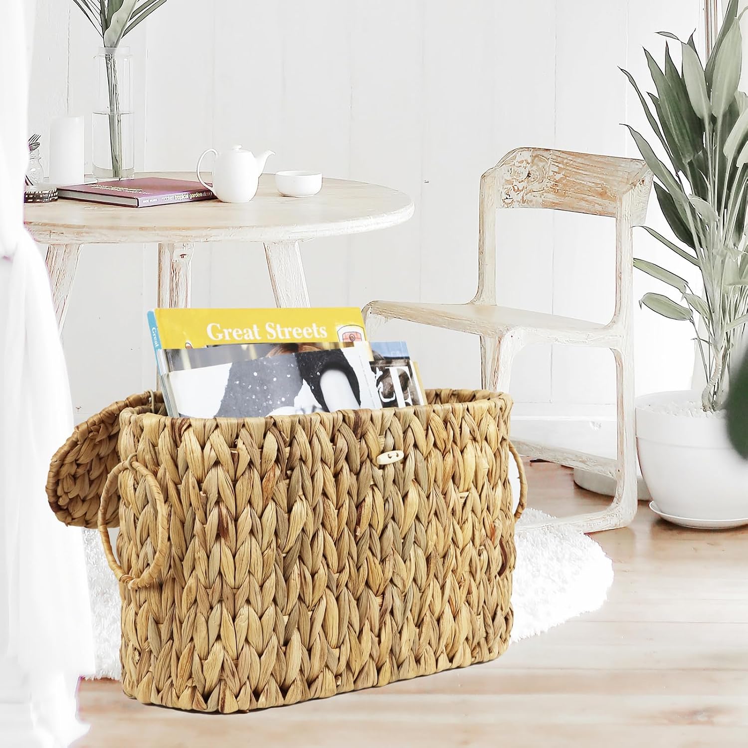 Wicker Basket / Toilet Paper Storage Basket / Natural Water Hyacinth with Lid