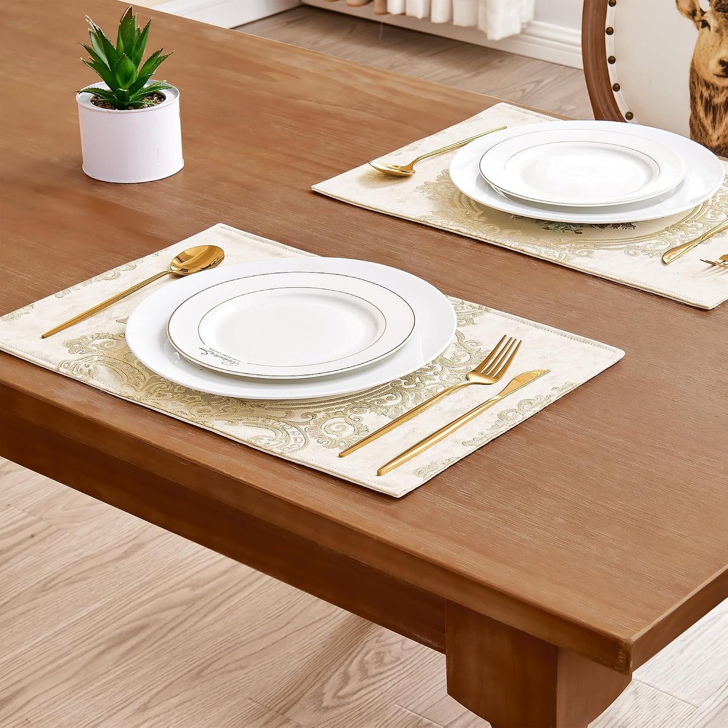 Loom and Mill Luxury Damask Placemats Set of 4, Pearly Beige, 12x18in | Elegant Jacquard Non-Slip Table Place Mats for