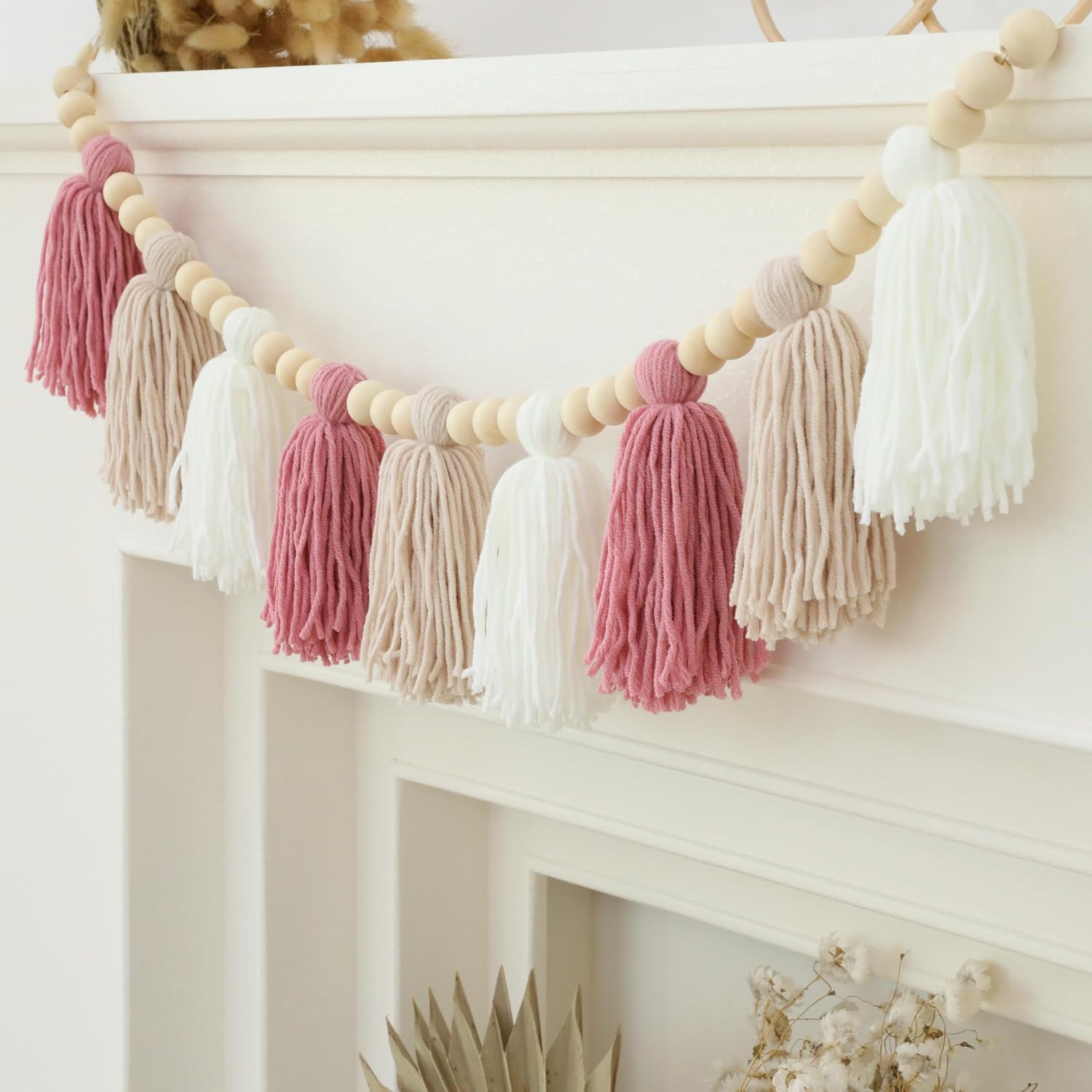Boho Yarn Tassel Garland Banner / Pink