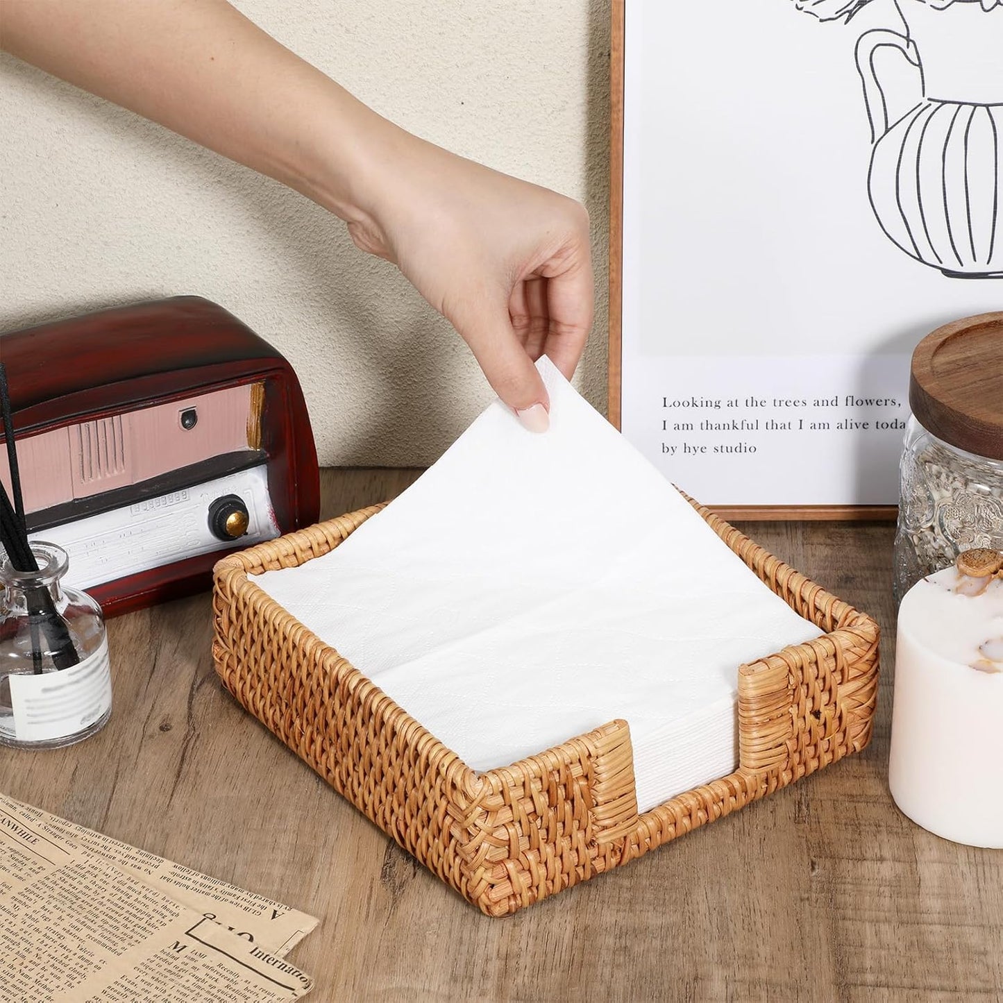 Rattan Napkin Holder Square / 7 x 7 x 2.4