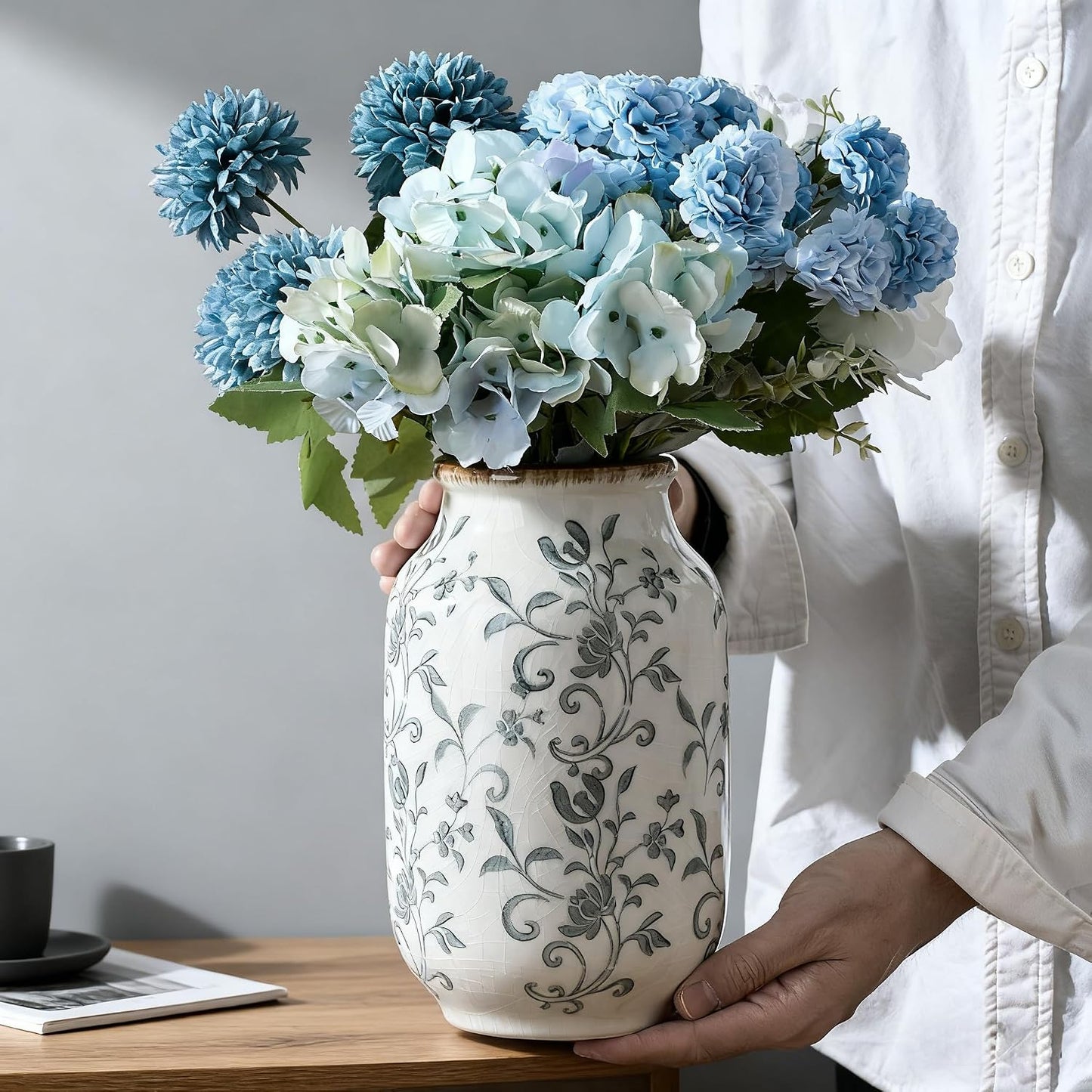 Ceramic Vintage Vase / 18049-gray / 8.78 Inch