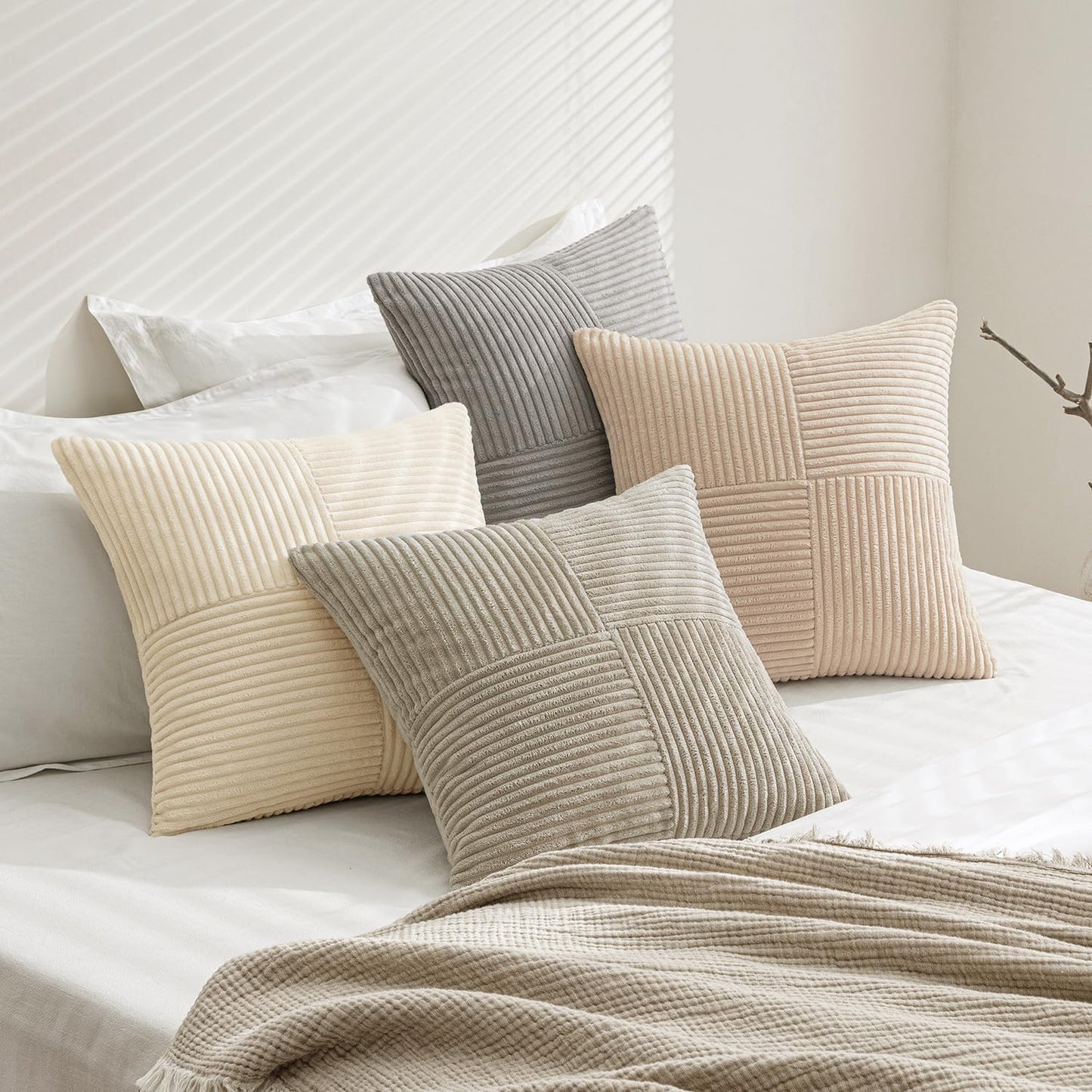Decorative Throw Pillow Covers for Livingroom Couch Sofa Modern / 18 x 18 / Neutral / Set of 4