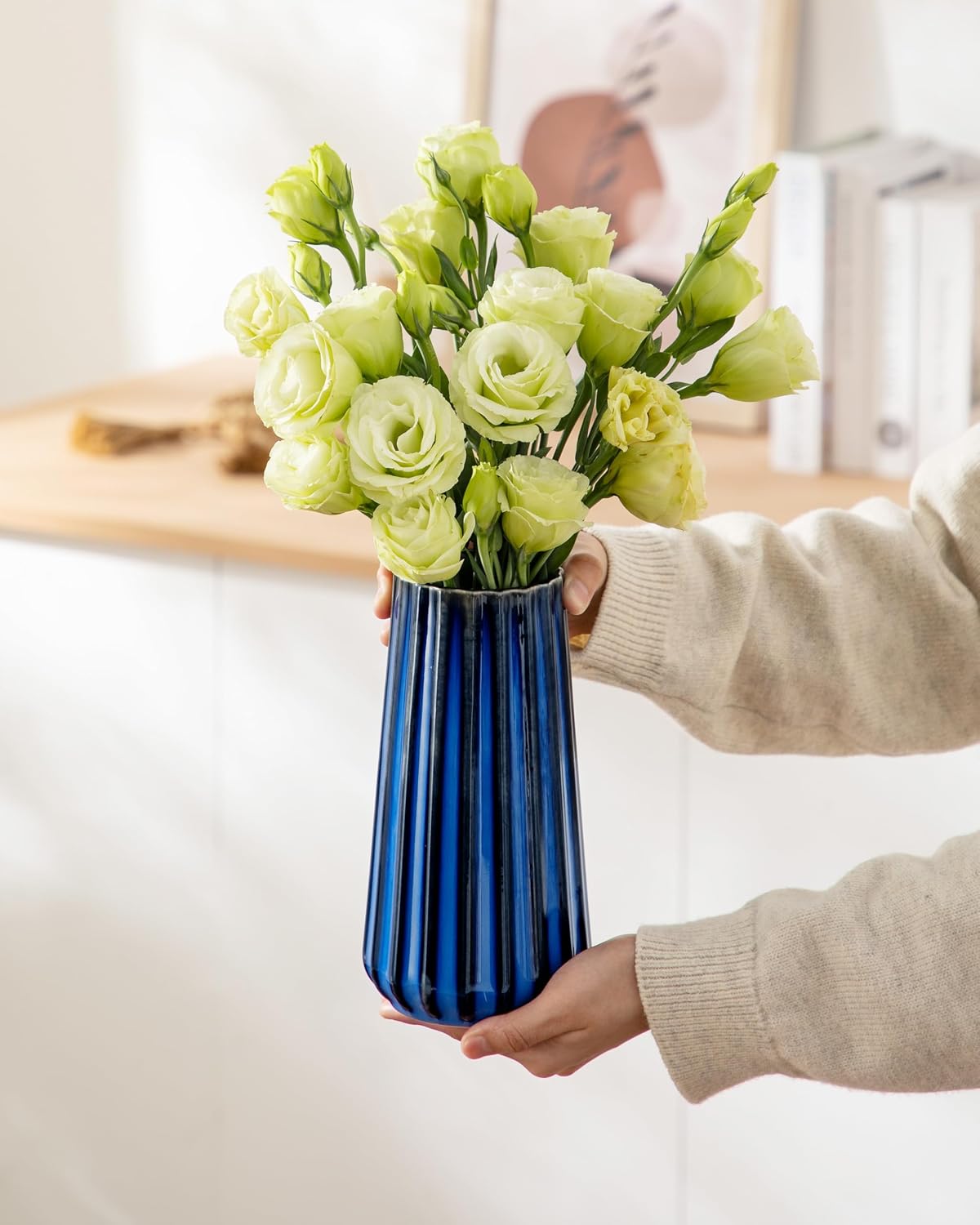 Ceramic Vase / Modern Ribbed Glossy Decorative Vase / Blue / 7.8 Inch