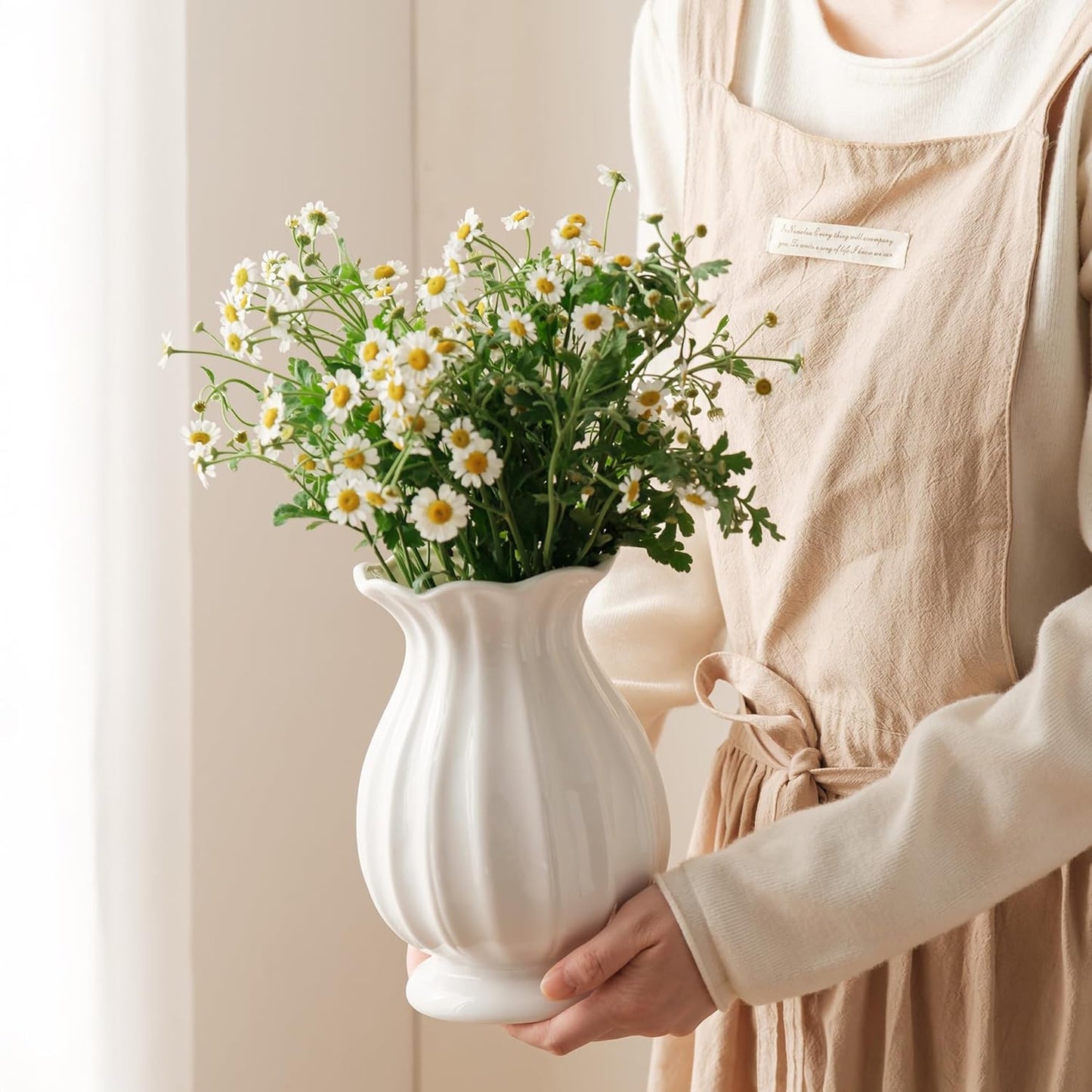 Ceramic Vase / Unique Vases for Farmhouse / White / 7.8 Inch