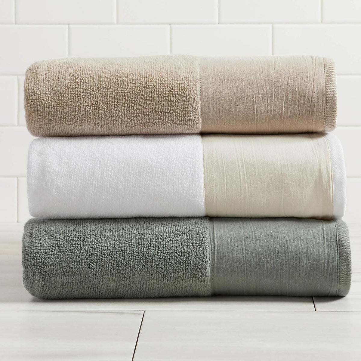 Green Bath Towel Set - Ultra-Soft 100% Cotton, Linen Like Border Design - 4 Bath Towels (54" x 30") - Absorbent