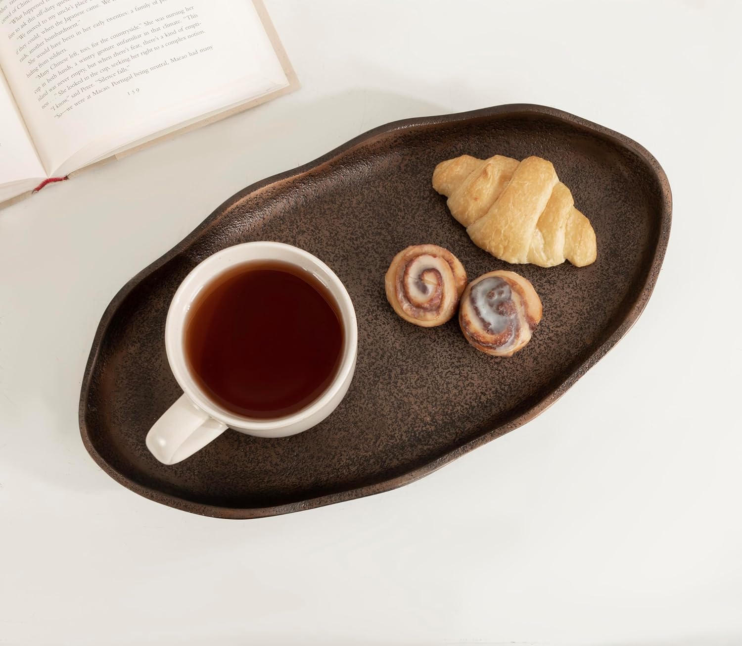 Alessia Modern Decorative Scalloped Oval Footed Metal Tray / Bronze / 14 x 8