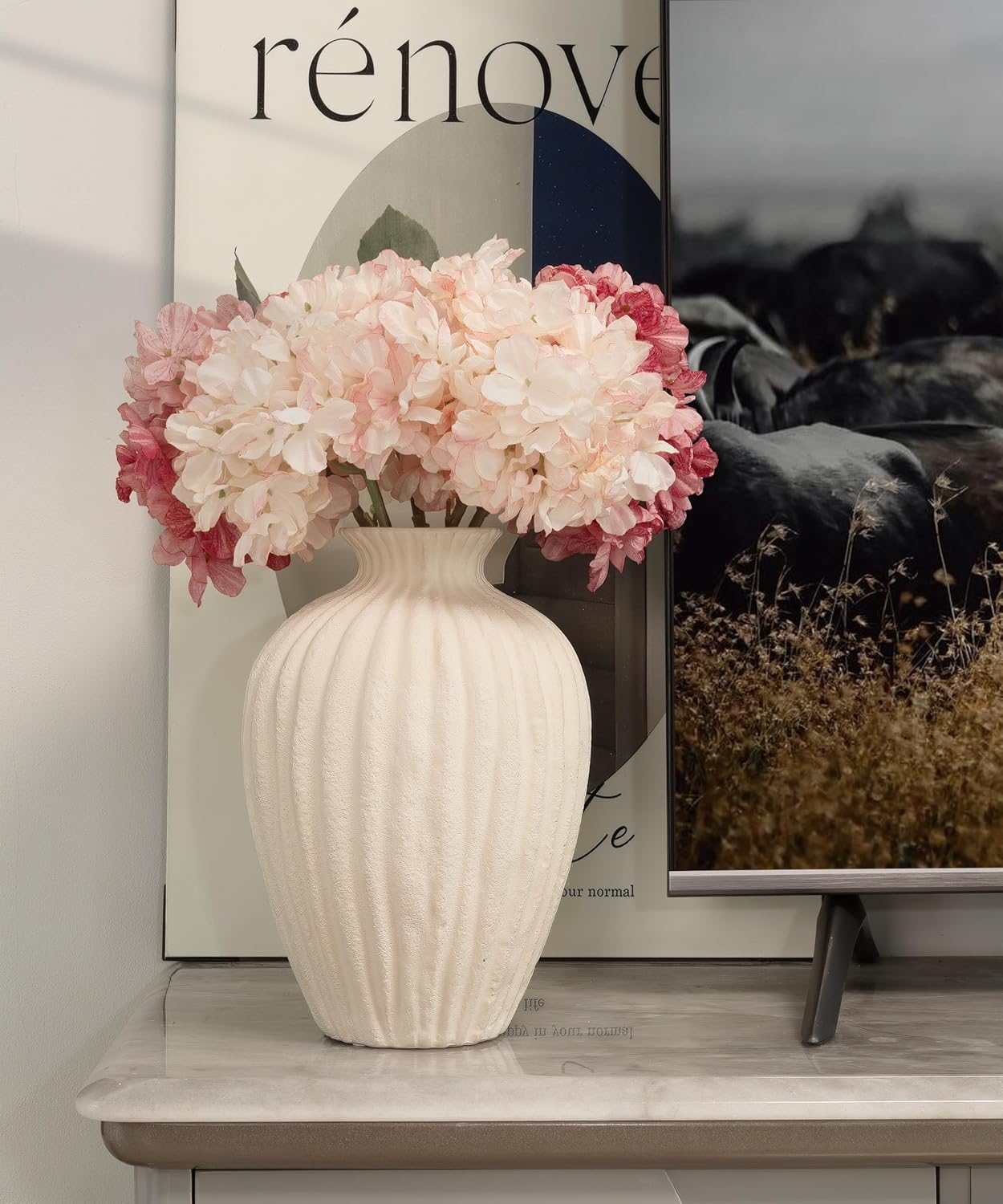 Handmade Ceramic Decorative Vase / Large / White