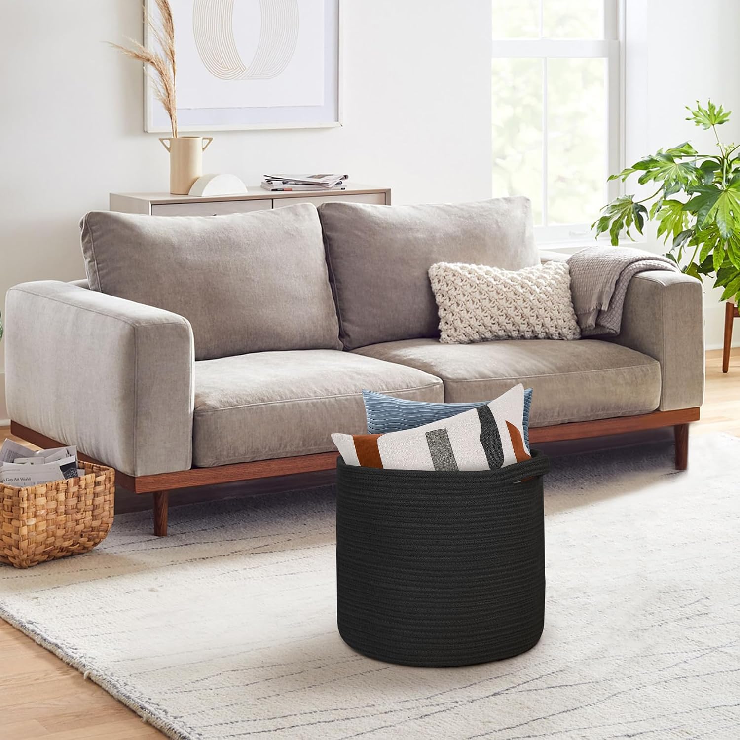 Large Storage Basket / Black / 16 x 14