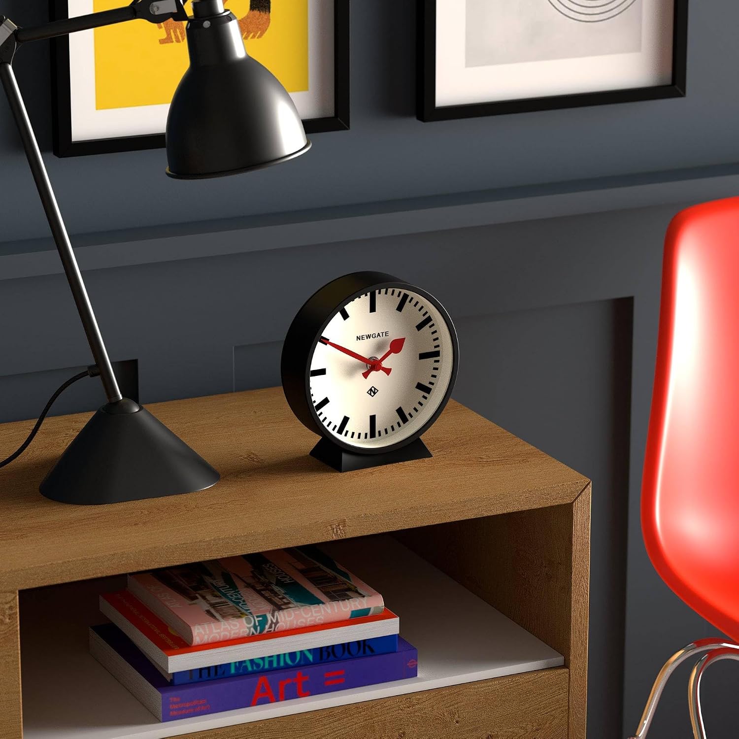 NEWGATE® M Mantel Railway Desk Clock | Modern Round Station Clock Design | Black | Contemporary Style for Desk, Table