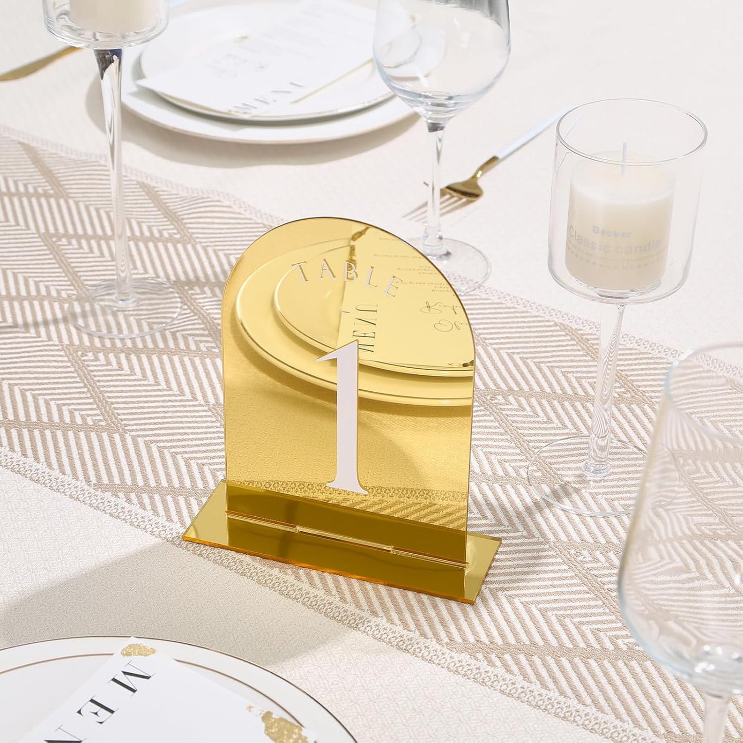 UNIQOOO Gold Mirror Arch Wedding Table Numbers with Stands 1-15, 5x7 Acrylic Display Signs and Holders, Pack of 15