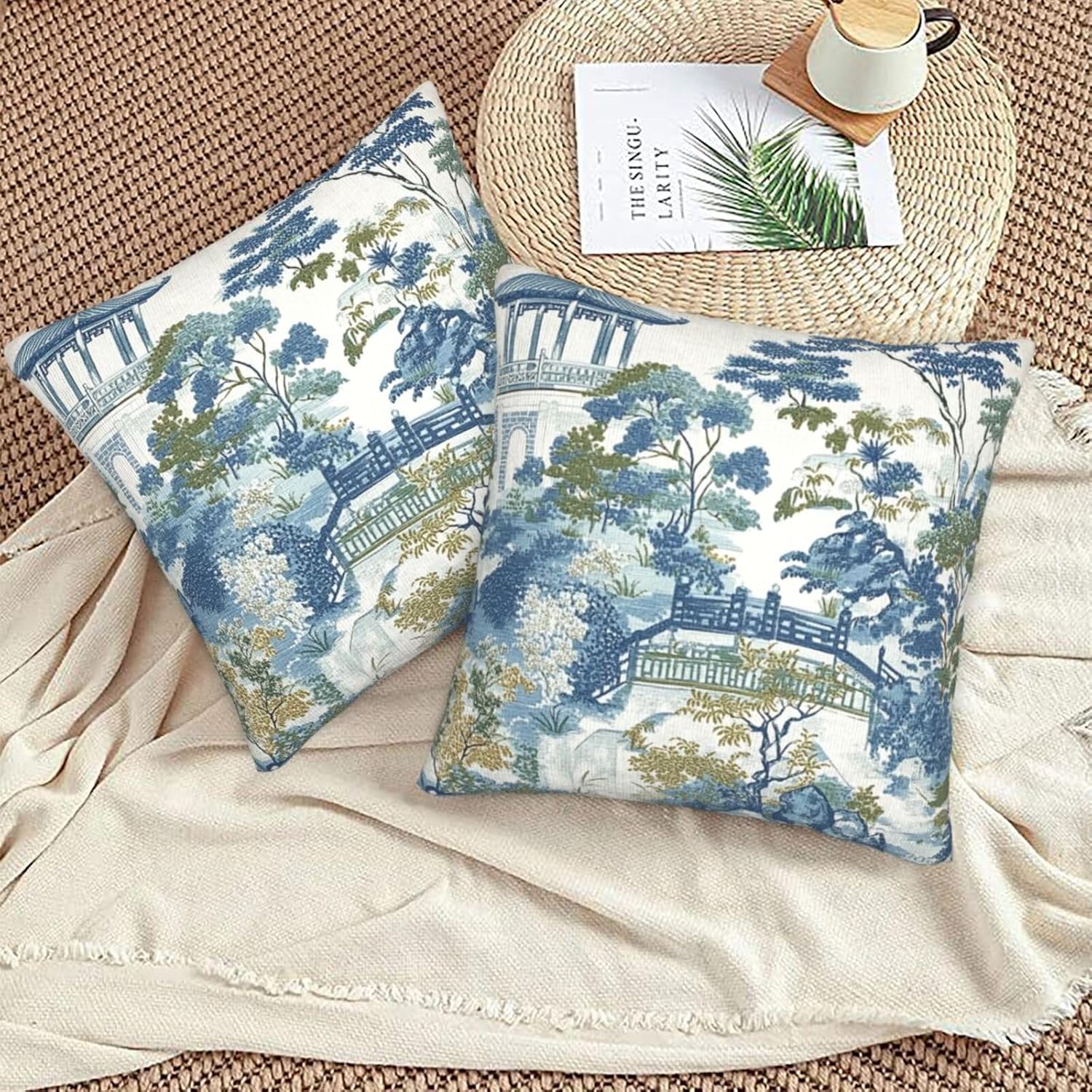Throw Pillow Covers Pillow Cases Decoration Cushion Cover / Chinoiserie / 18 x 18 / Set of 2
