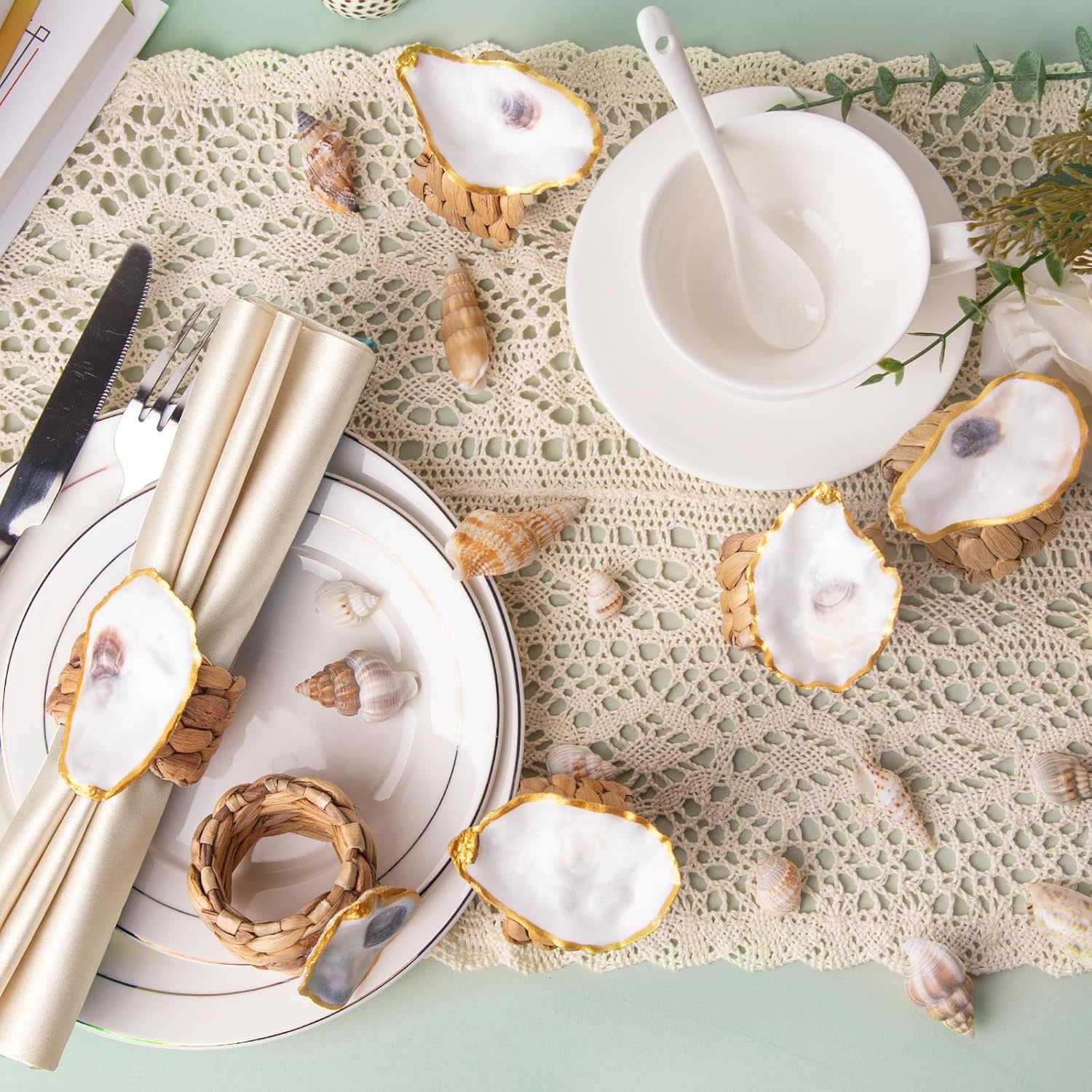 Rattan Napkins Holder / Oyster Shells / Set of 6
