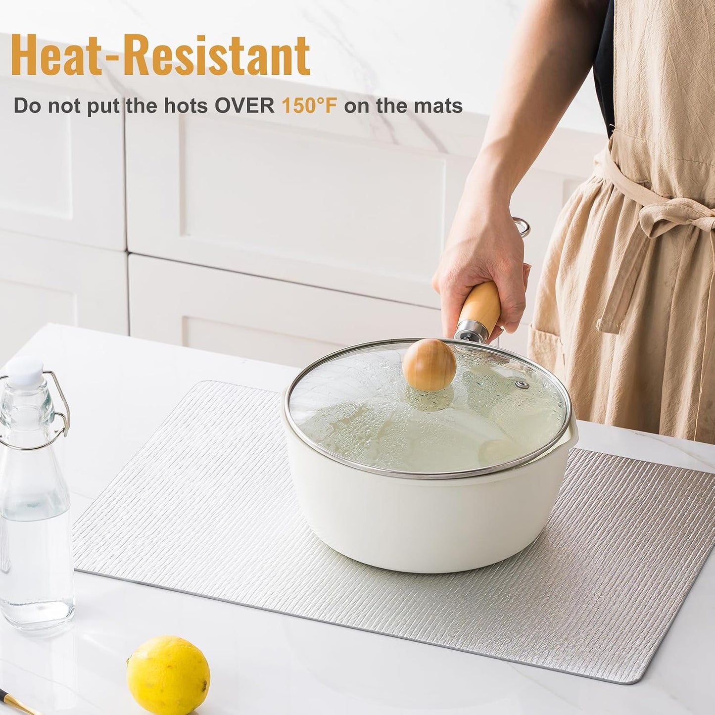 Jovono Faux Leather Placemats Set of 8, Waterproof Washable Table Mats, Easy-Clean Heat Resistant Kitchen Vinyl Place