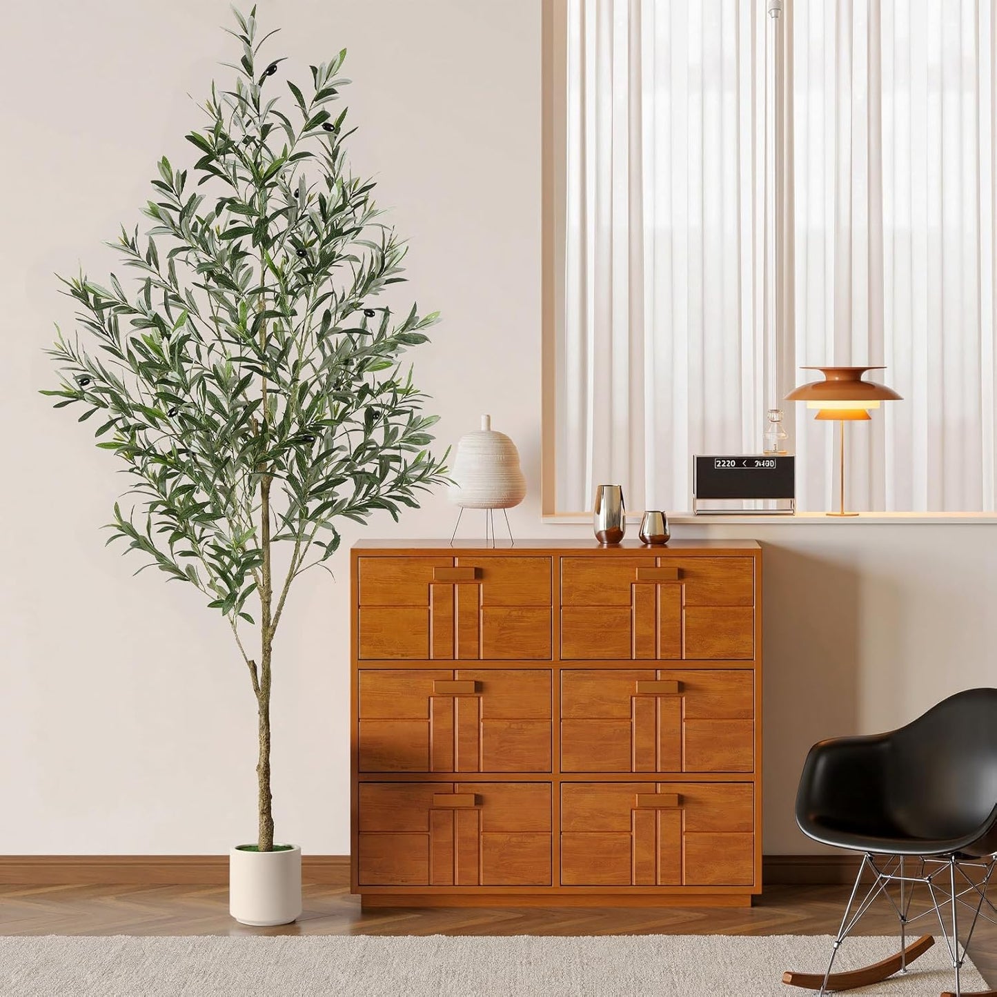 Faux Silk Plant / 6ft / 6 Inch