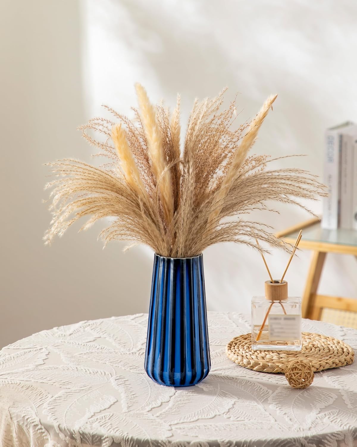 Ceramic Vase / Modern Ribbed Glossy Decorative Vase / Blue / 7.8 Inch