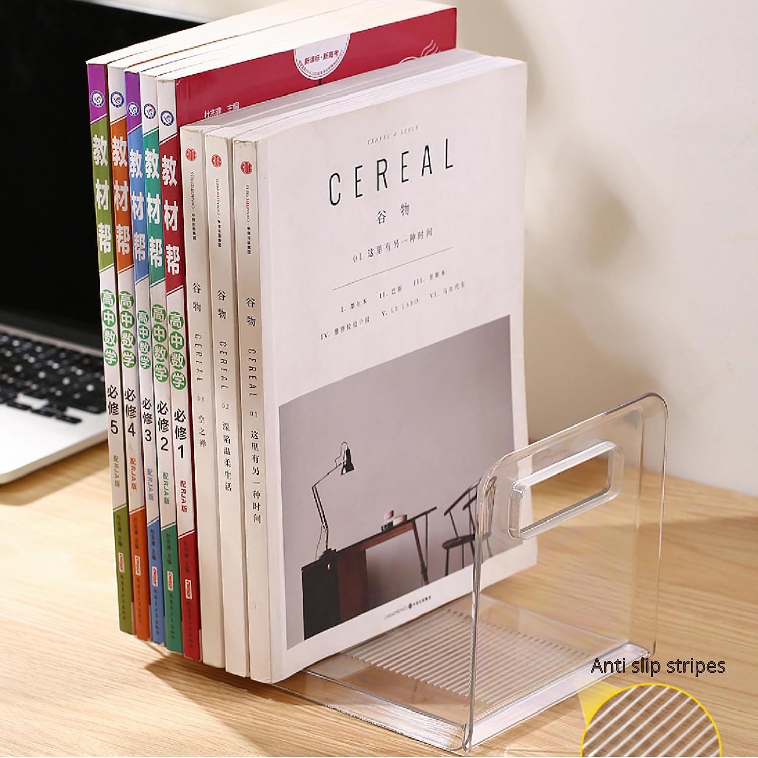 Book / Bookends / Clear