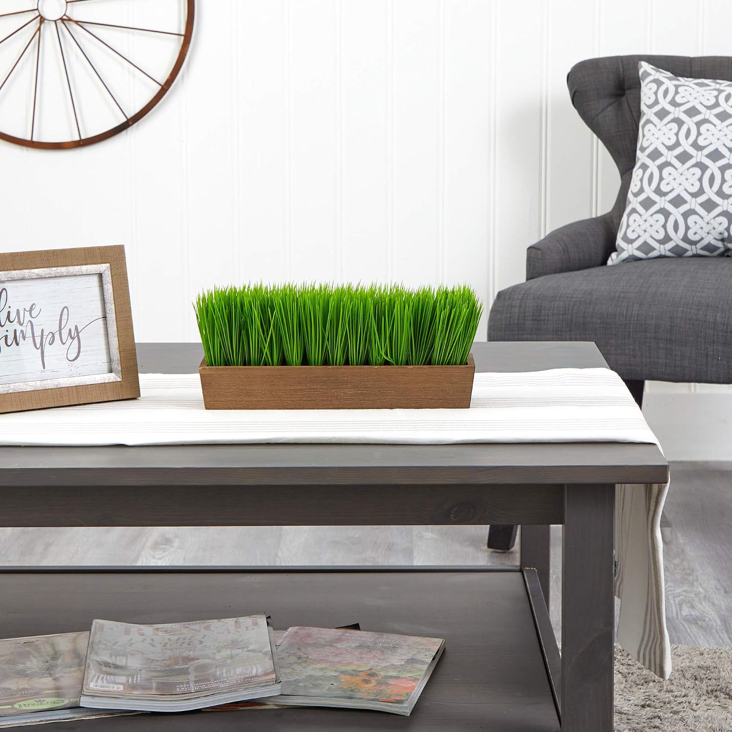 . Grass Artificial Plant in Decorative Planter / 12 Inch